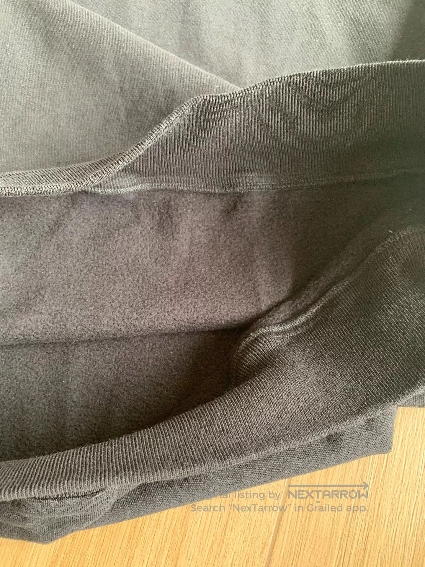 Comoli black crew neck sweatshirt with fleece lining. Size US L / EU 52-54 / 3 - 6 Thumbnail