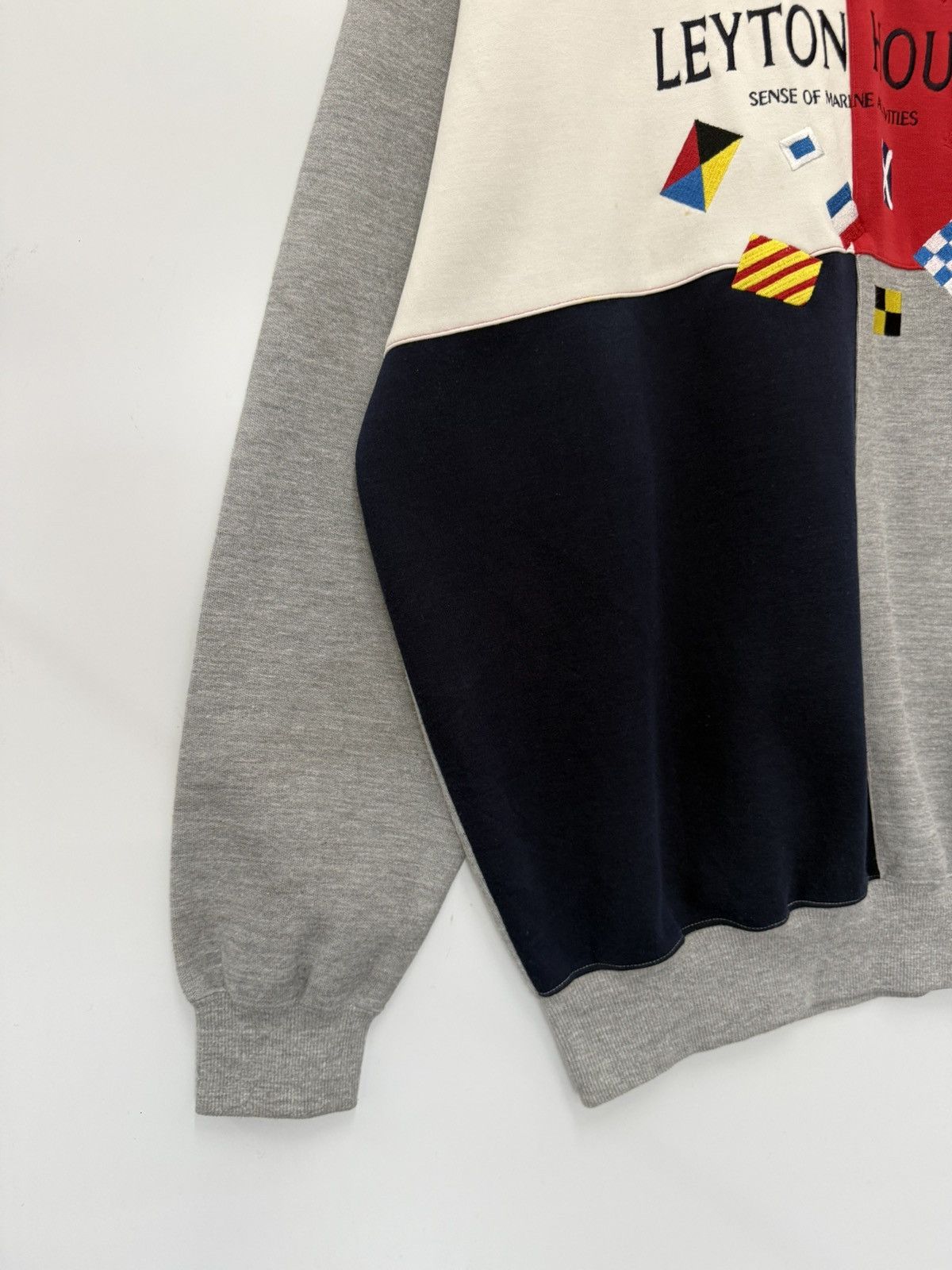 Japanese Brand ⚡️Leyton House Embroided Logo Multicolor Roundneck Sweatshirt Size US L / EU 52-54 / 3 - 3 Thumbnail
