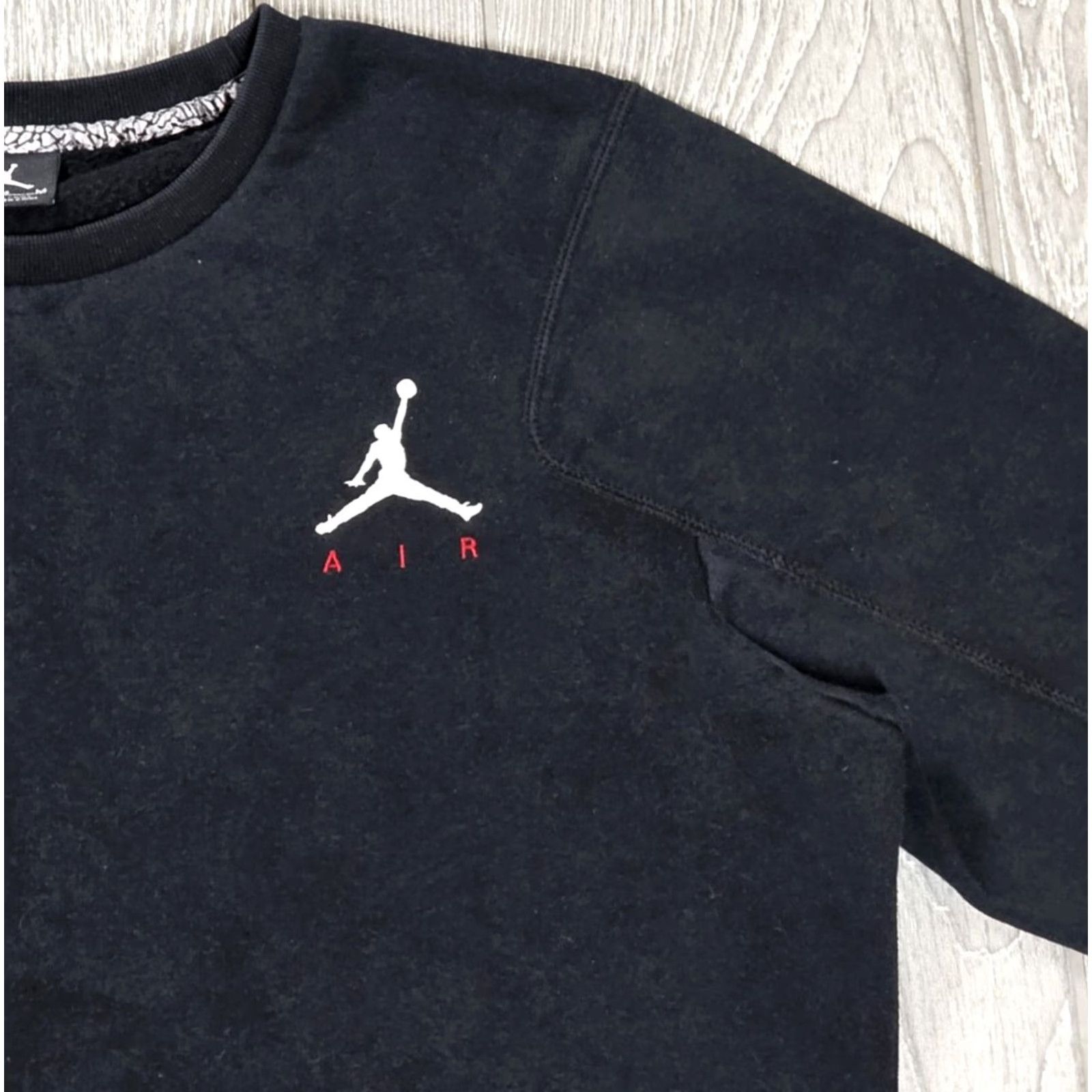 Jordan Brand Air Jordan Nike Jumpman Crewneck Size M Sweatshirt Black Raglan Long Sleeve Mens Sweatshirt Size US M / EU 48-50 / 2 - 4 Thumbnail