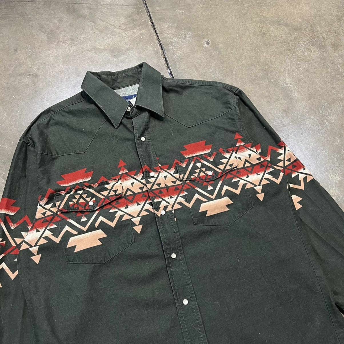 Vintage × Wrangler Vintage 80s Wrangler Pearl Snap Western Cowboy Shirt Aztec Size US L / EU 52-54 / 3 - 3 Thumbnail
