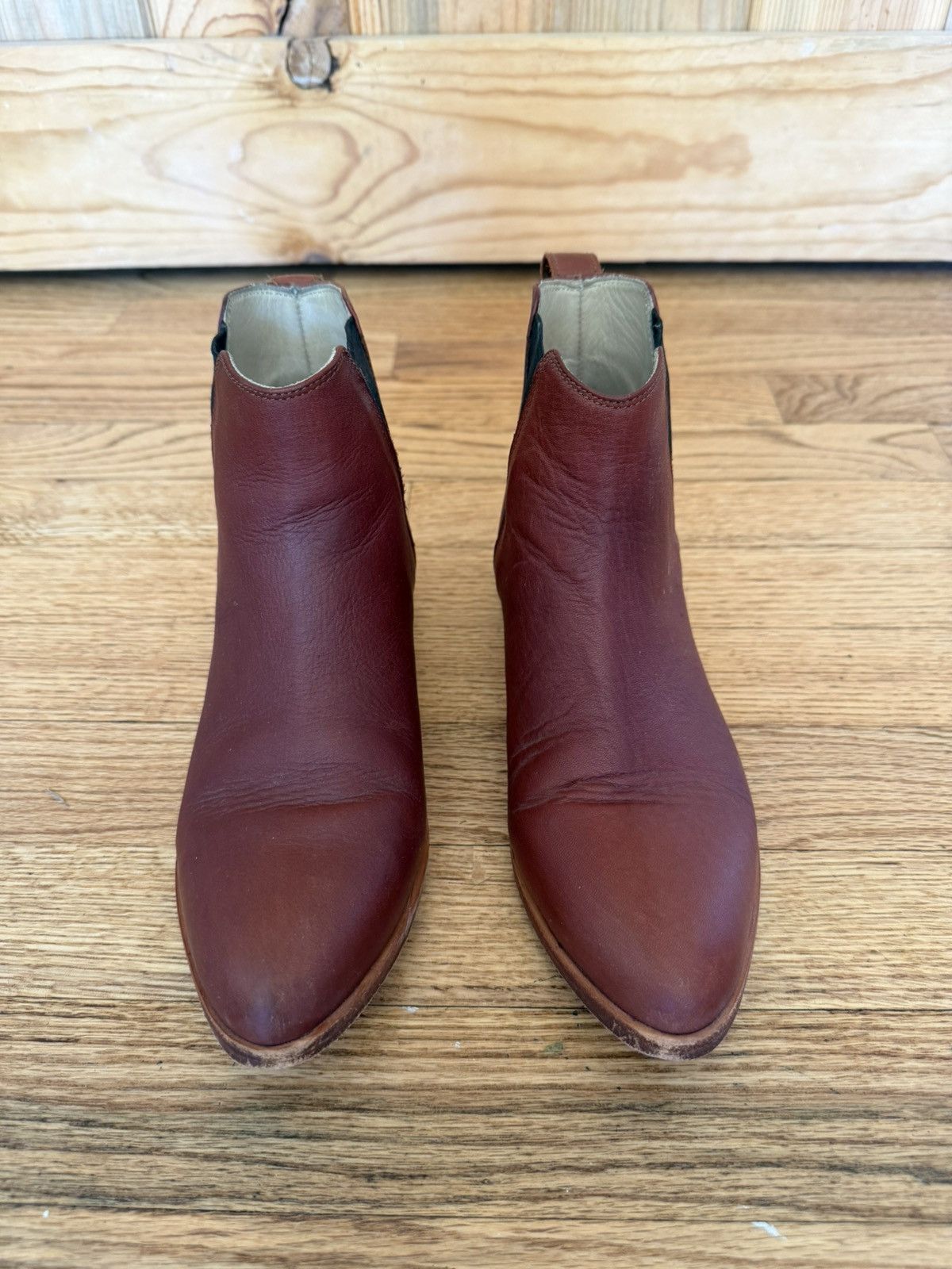 Nisolo Nisolo Eva Chelsea Boots Brandy Leather Size US 7 / IT 37 - 1 Thumbnail