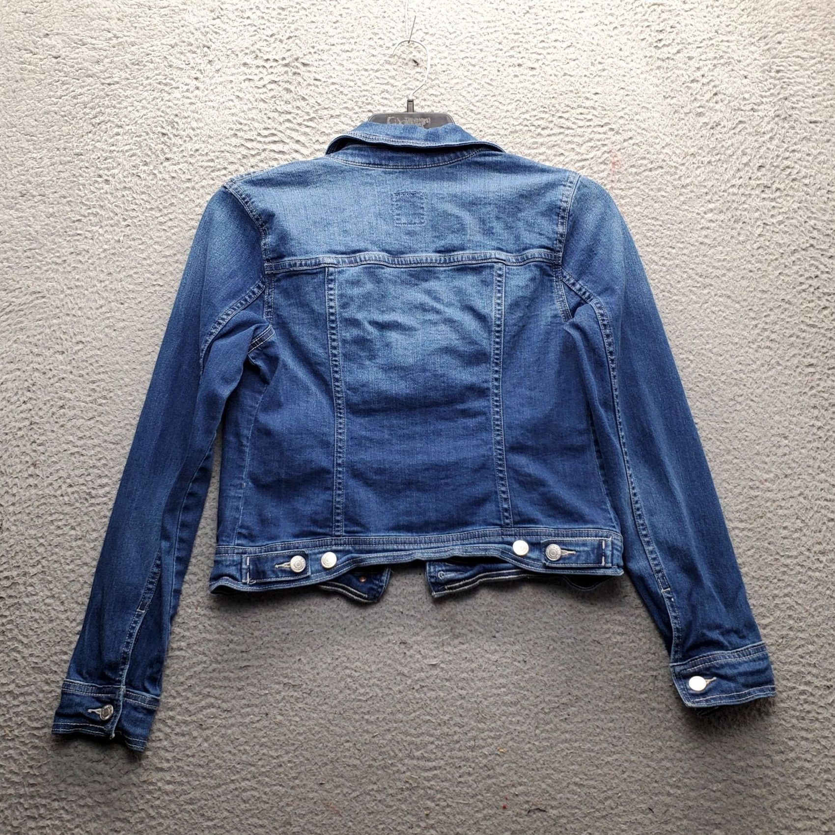 Old Navy Old Navy Trucker Jacket Womens Small Blue Denim Dark Wash Collared Button Front Jacket Womens Size S Blue Denim Regular Size S / US 4 / IT 40 - 2 Thumbnail