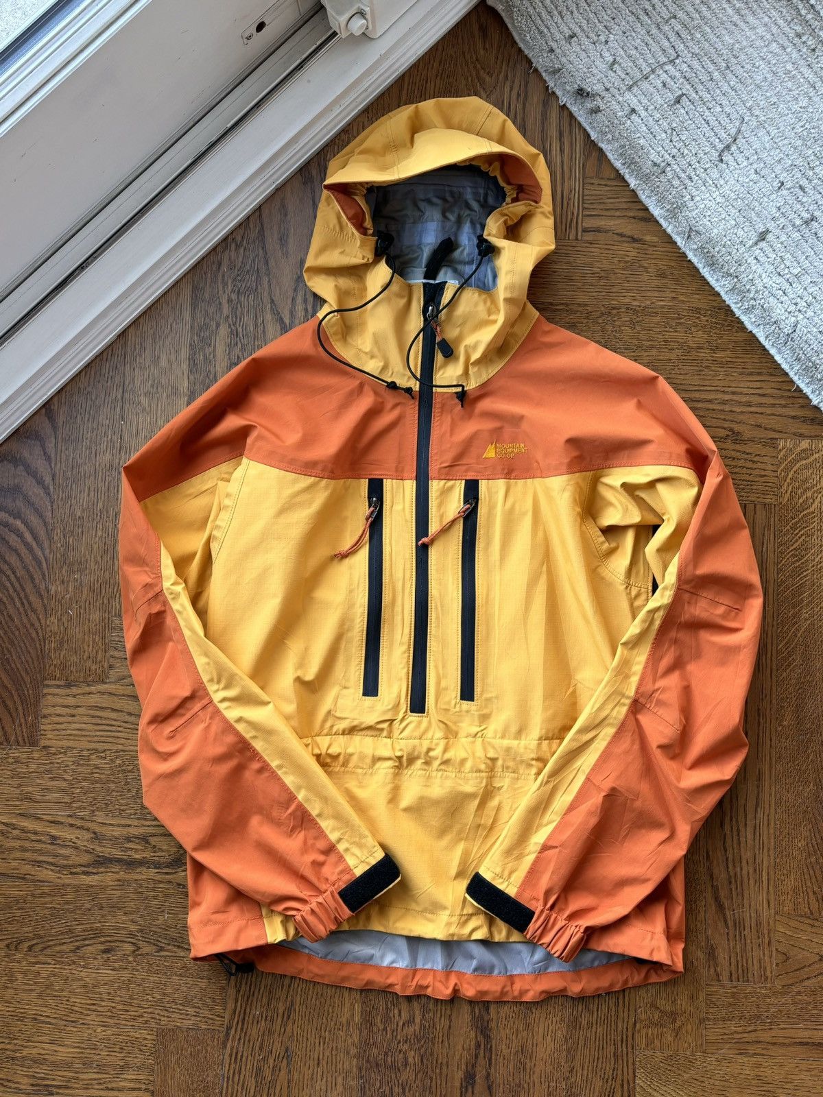 image of Goretex x Mountain Equipment Co Op Vintage Mec Jacket Gore-Tex Half Zip Anorak Shell Two Tone in Or