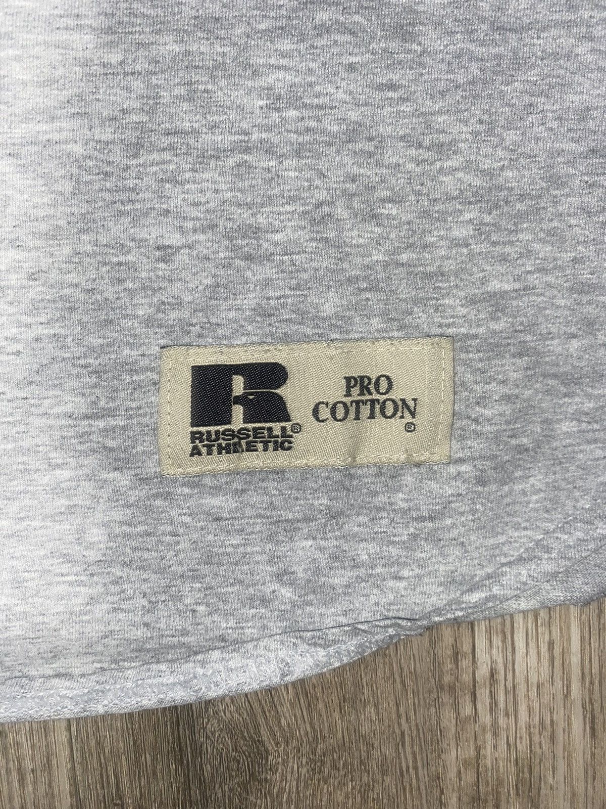 Champion × Nike × Russell Athletic VINTAGE russel athletic tanktop Size US L / EU 52-54 / 3 - 3 Thumbnail