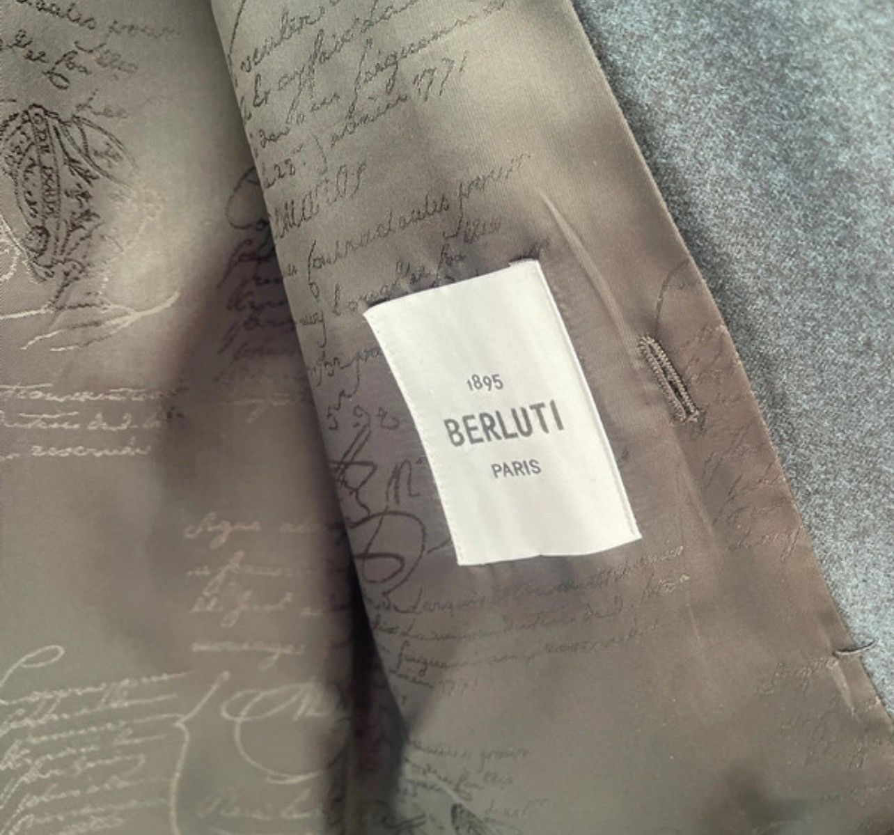 Berluti Berluti jacket 50R excellent condition - gray and green Size 50R - 3 Thumbnail