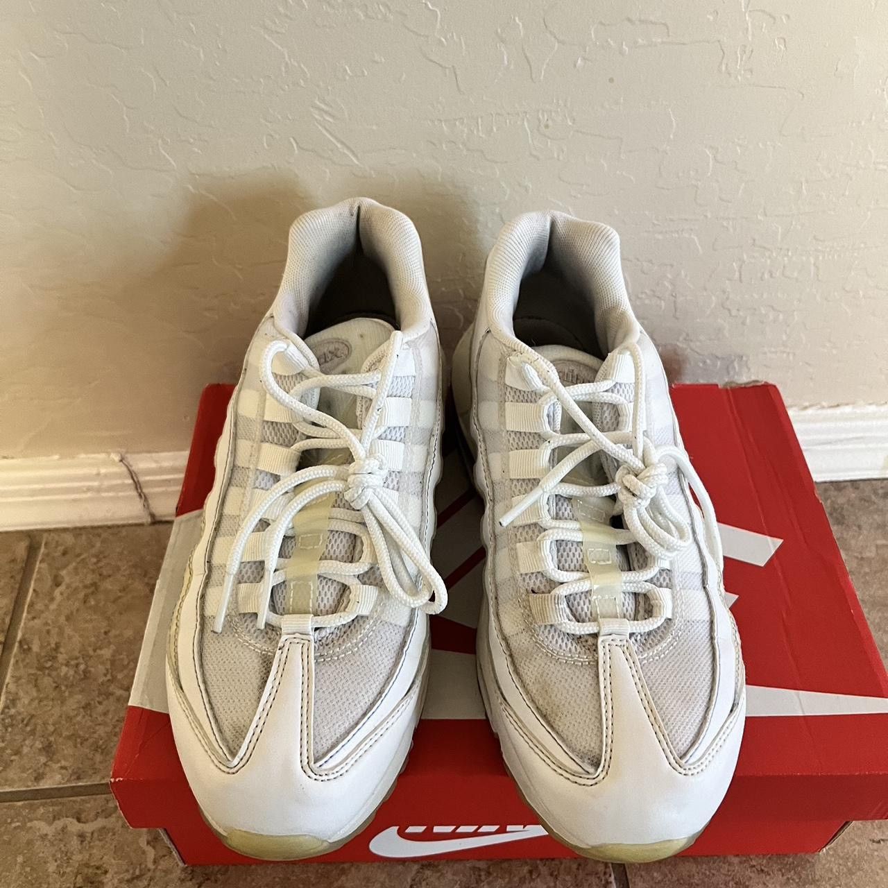 Nike NIKE AIRMAX 95 “TRIPLE WHITE” Size US 7.5 / IT 37.5 - 3 Thumbnail