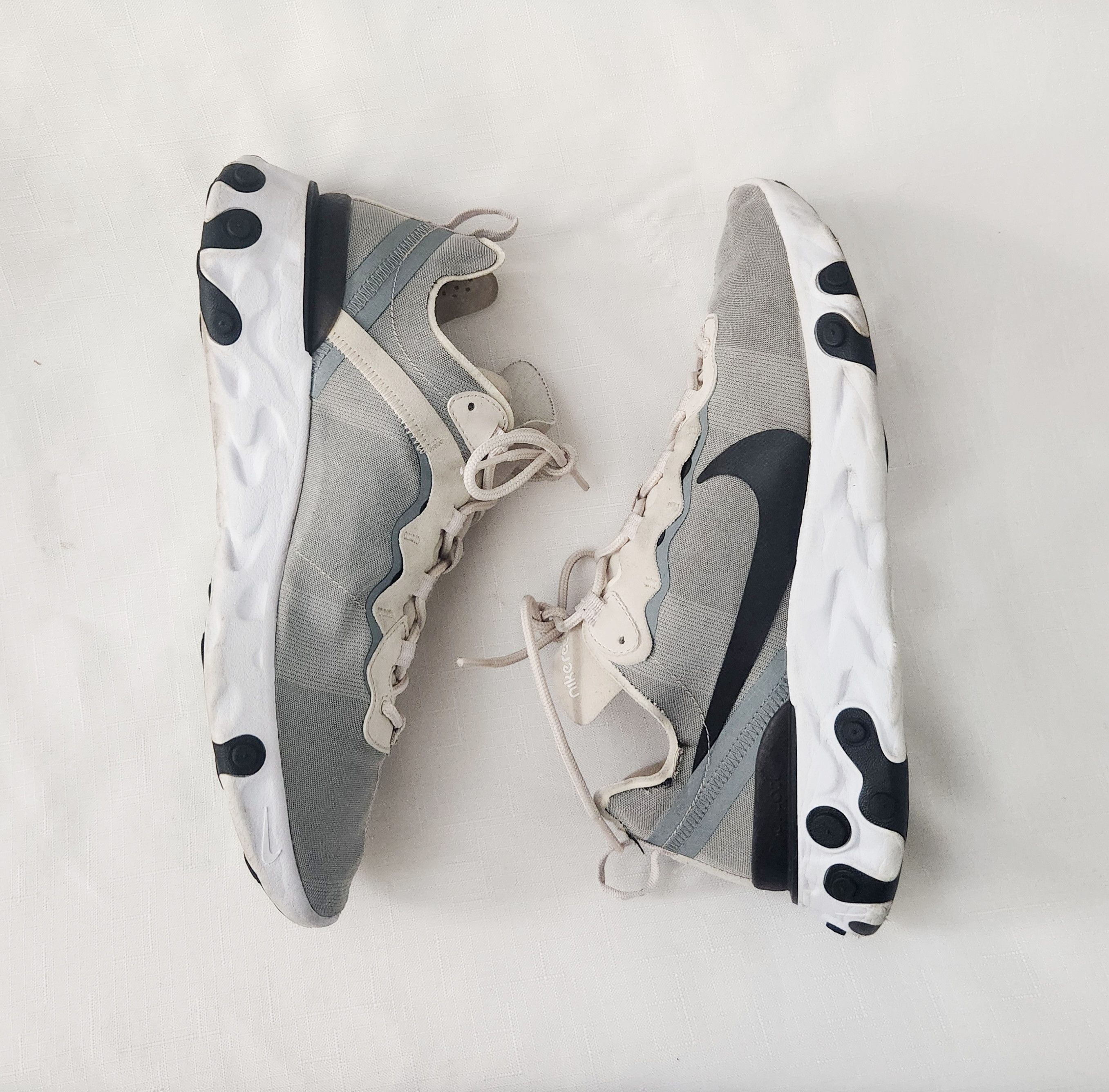 Nike Nike React Low Black Gray Tan Running BQ6166-100 ‘18 Size 11 Size US 11 / EU 44 - 6 Thumbnail