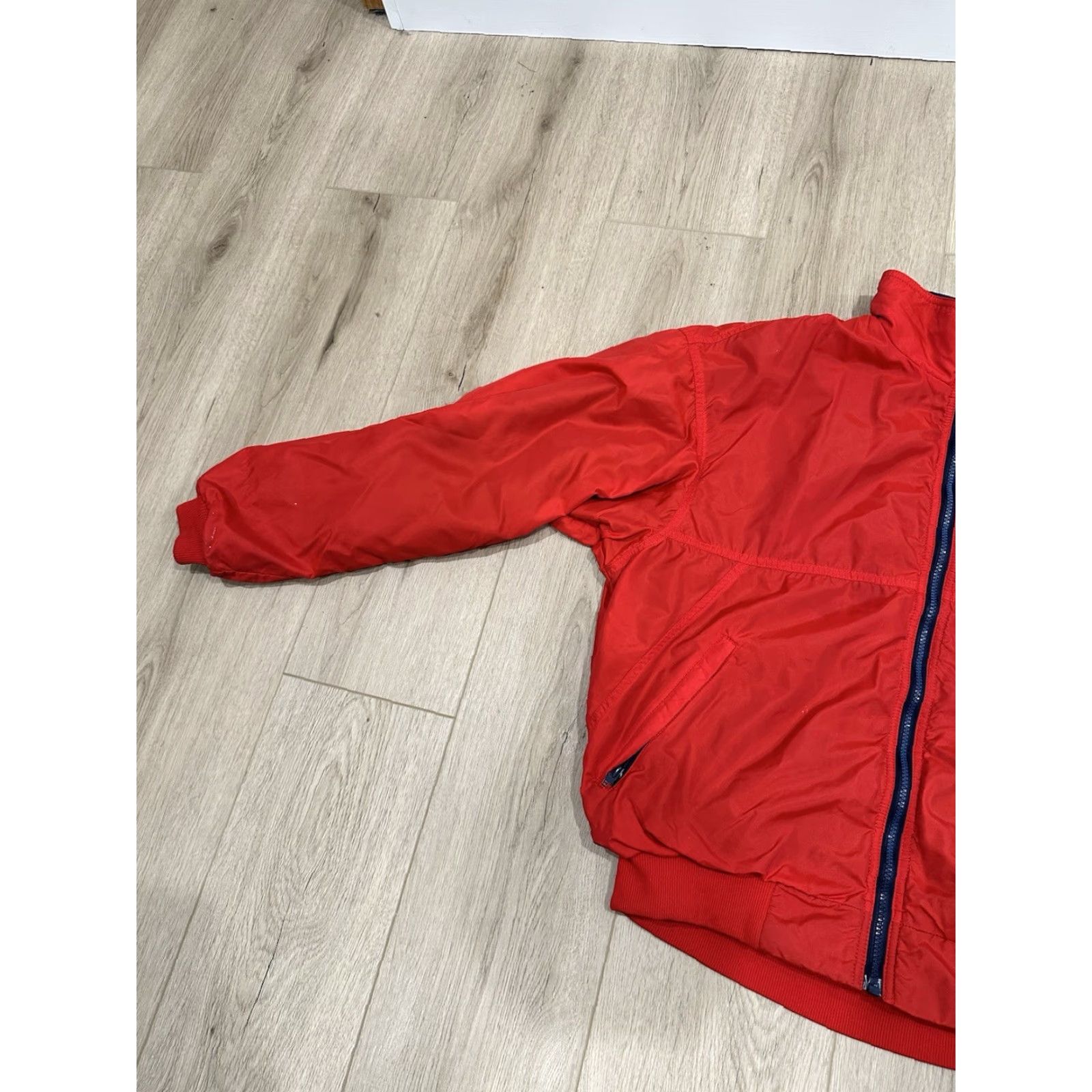 Patagonia VINTAGE Patagonia Men's Fleece Lined Bomber Jacket Red Blue Made in USA L 90s Outdoor Nylon Jacket Size US L / EU 52-54 / 3 - 4 Thumbnail