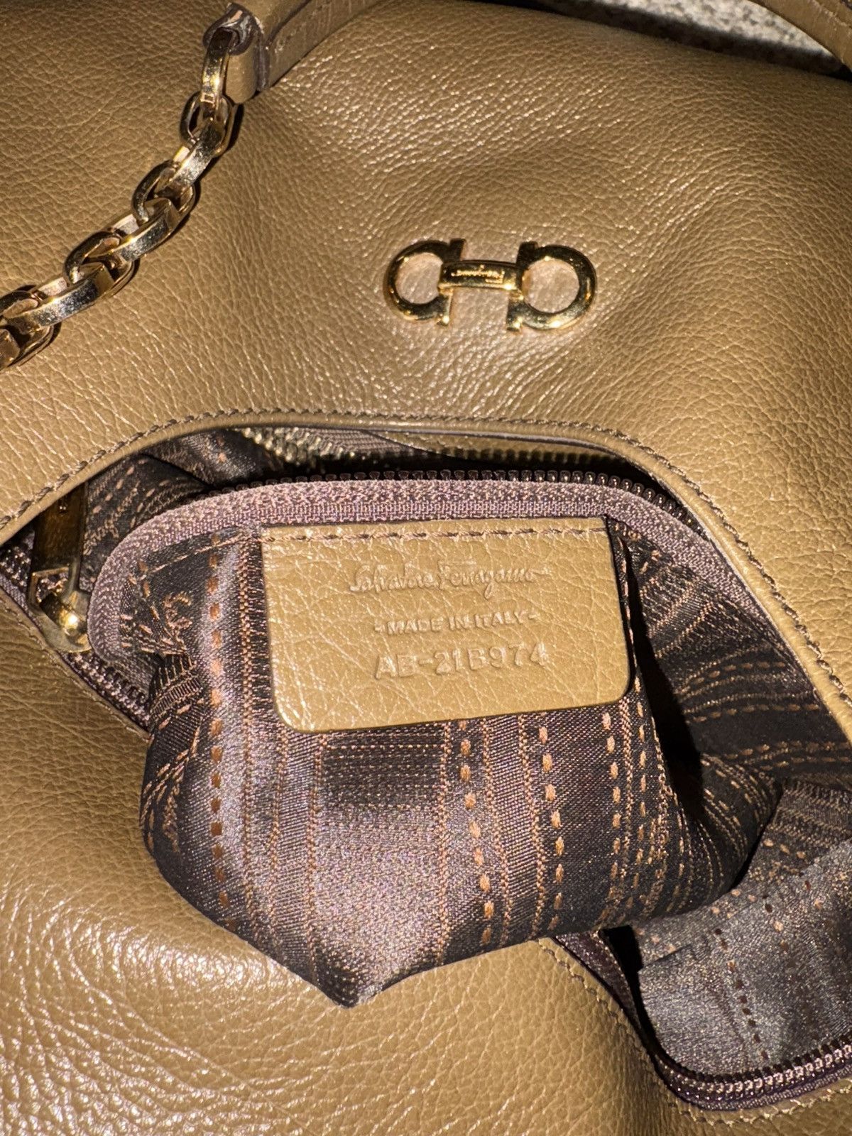 Salvatore Ferragamo Salvatore Ferragamo Betulla Chain Handle Tote Size ONE SIZE - 6 Thumbnail