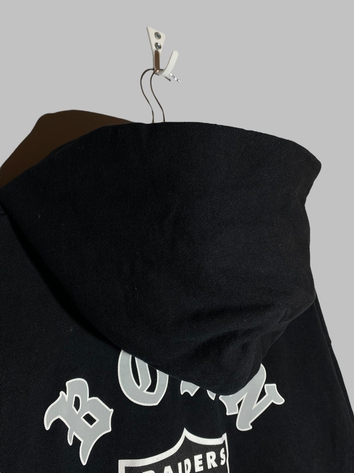 Born X Raised × NFL Born x Raised Raiders Black Cotton Hoodie Men’s USA NFL Size US XL / EU 56 / 4 - 19 Thumbnail
