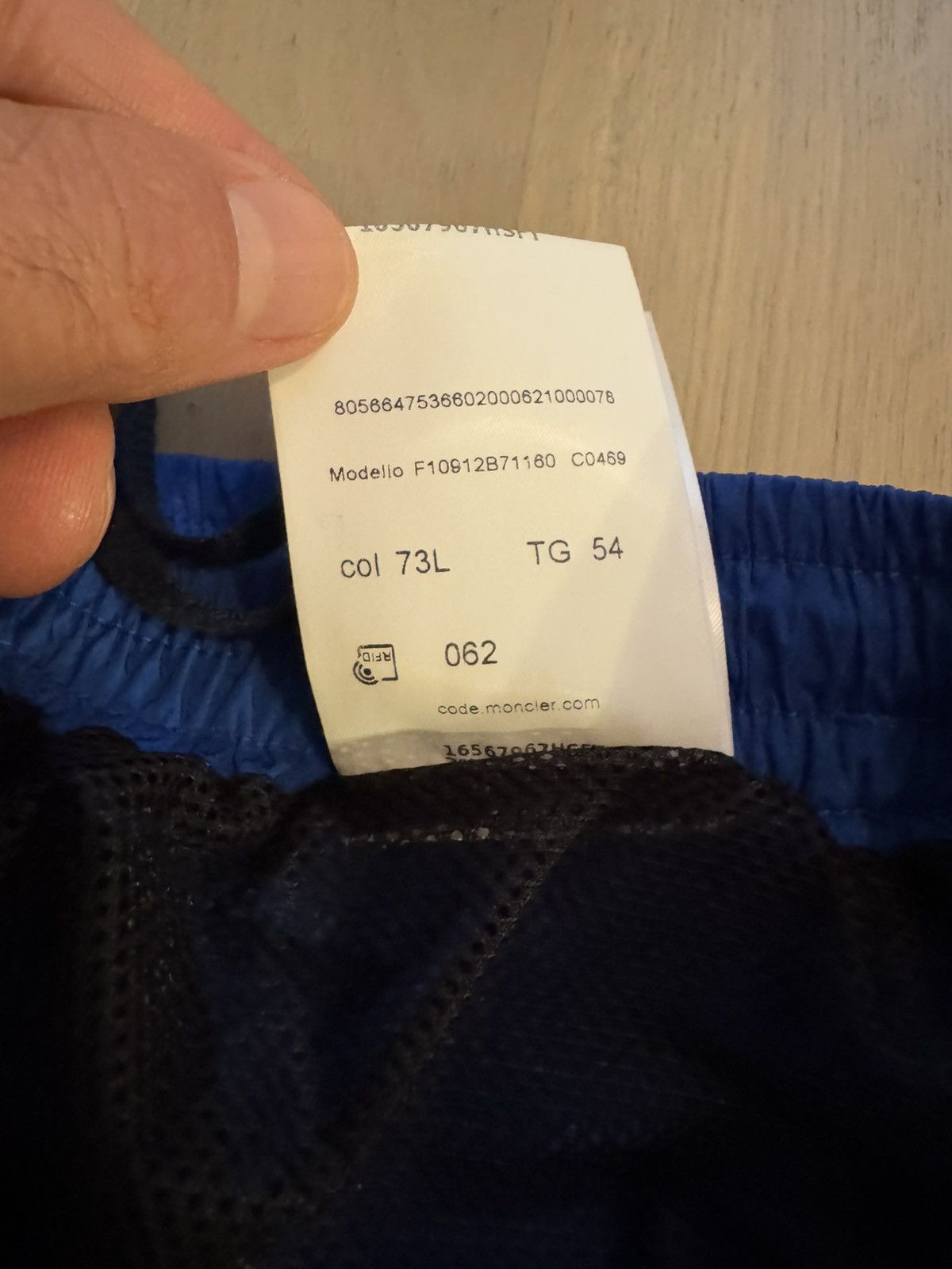 Moncler MONCLER SHORTS marked size 54 SEE REAL MEASUREMENTS IN PHOTO Size US 36 / EU 52 - 14 Thumbnail