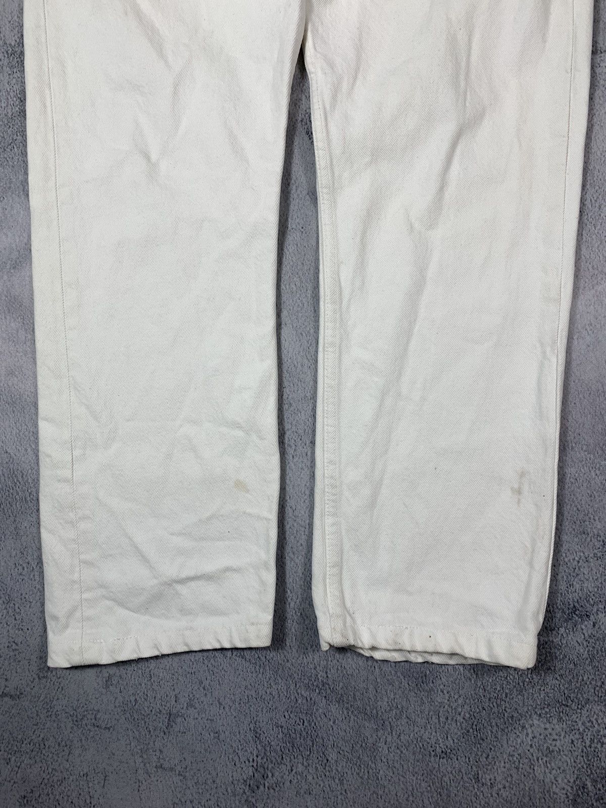 Levi's Vintage 90sMade In UK Levi’s denim jeans trousers streetwear Size US 31 - 9 Thumbnail