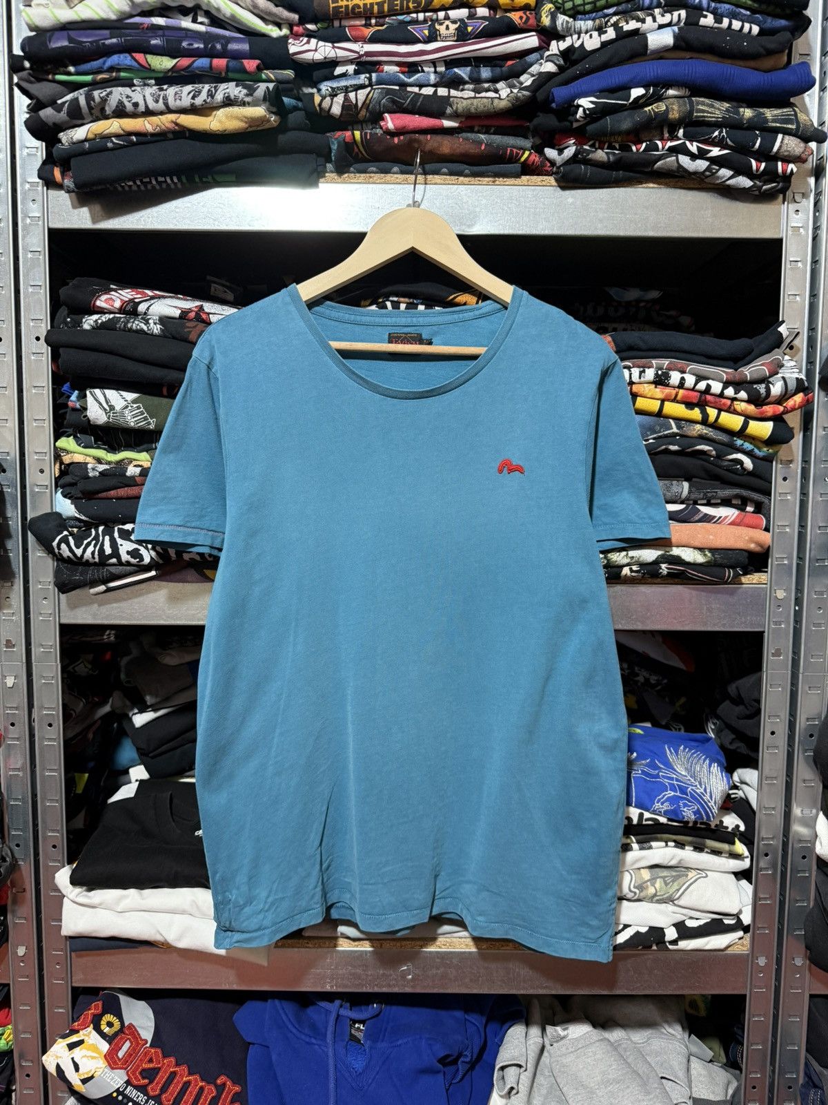 Evisu Y2K Vintage Evisu Small Logo Bird Logo Opium T-shirt Hype Size US XL / EU 56 / 4 - 1 Thumbnail