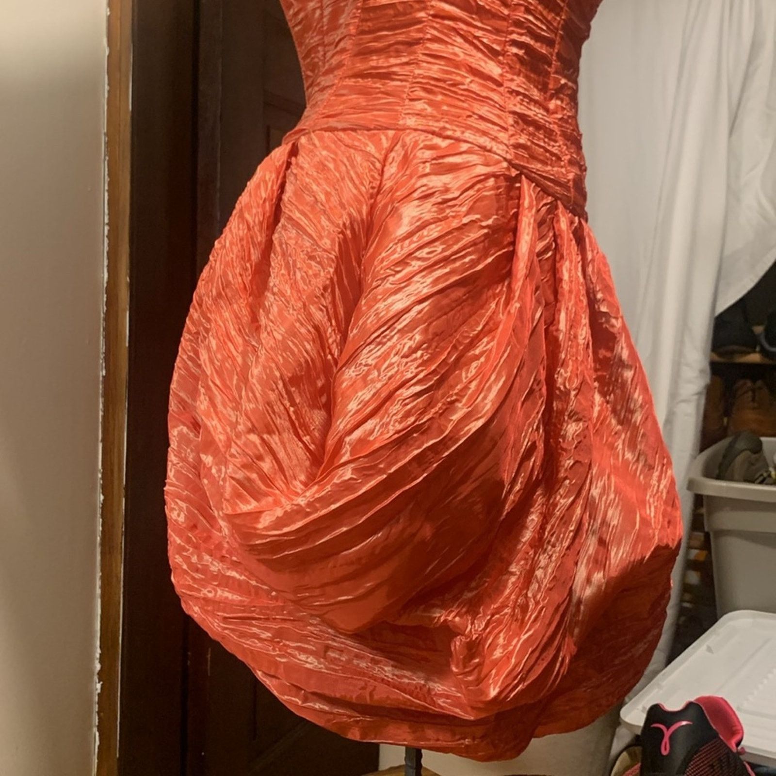 Jessica McClintock BNWT Jessica Mclintock coral ruched strapless balloon hem Size M / US 6-8 / IT 42-44 - 9 Thumbnail