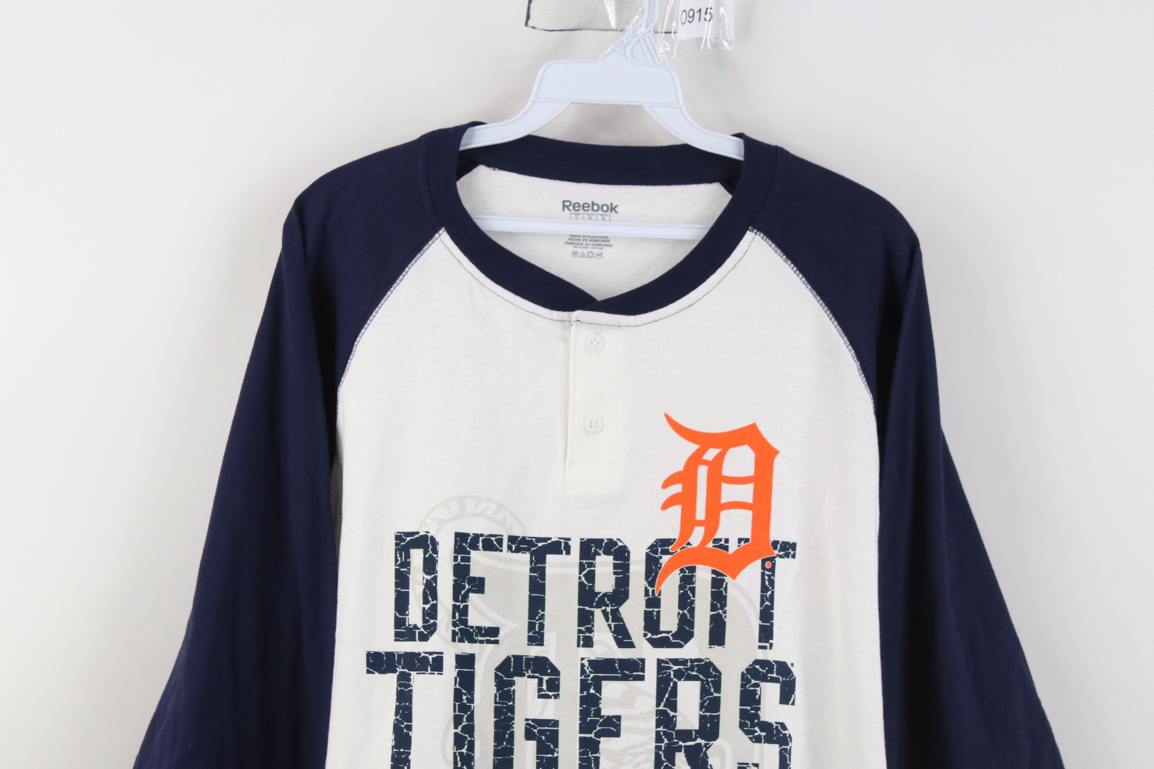 Reebok Vintage Y2K Reebok Baseball Raglan Henley T-Shirt White Size US L / EU 52-54 / 3 - 2 Thumbnail