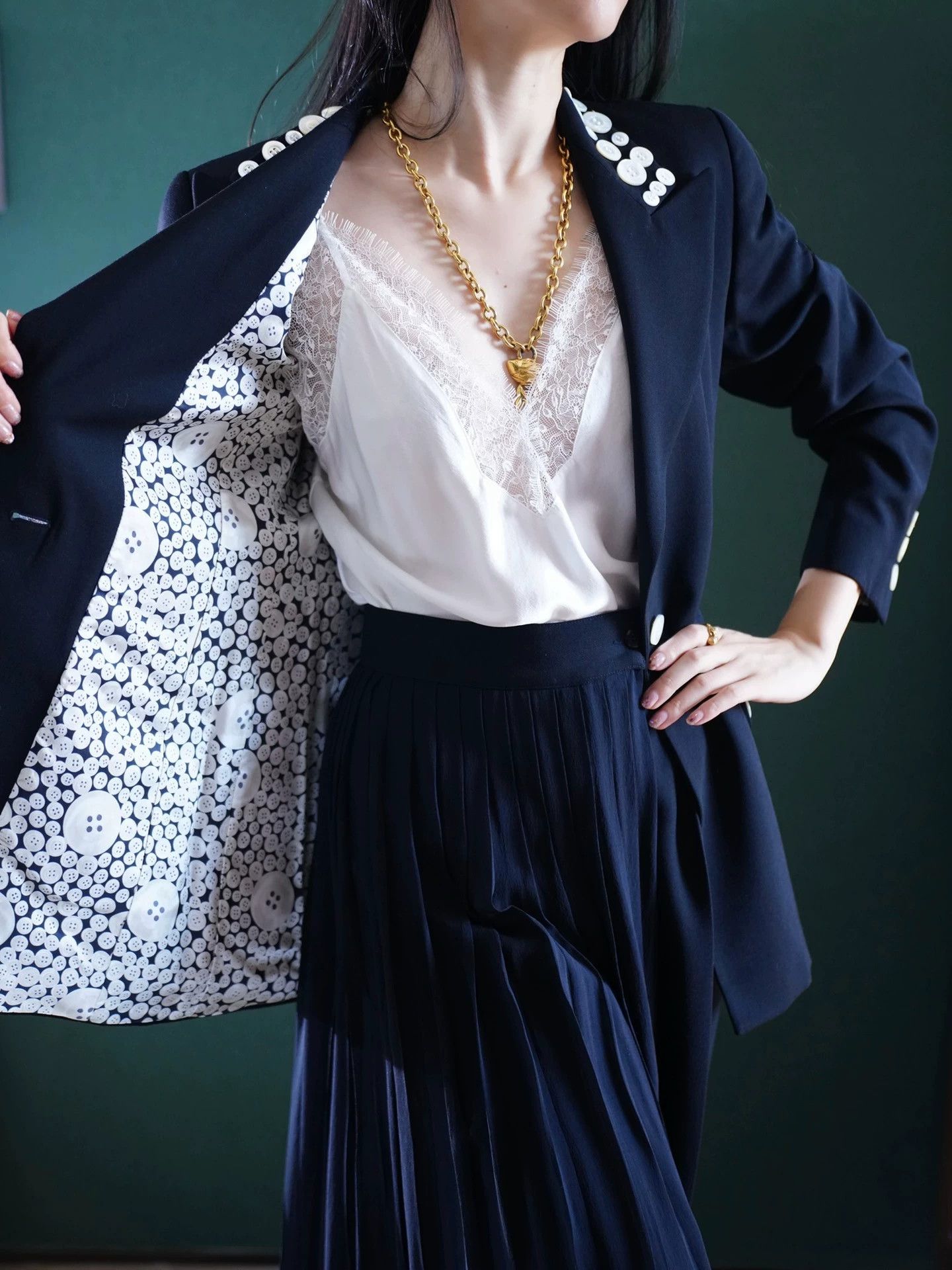 Escada Escada Vintage Wool Buttoned Notch Lapel Blazer Like New Size XS / US 0-2 / IT 36-38 - 7 Thumbnail