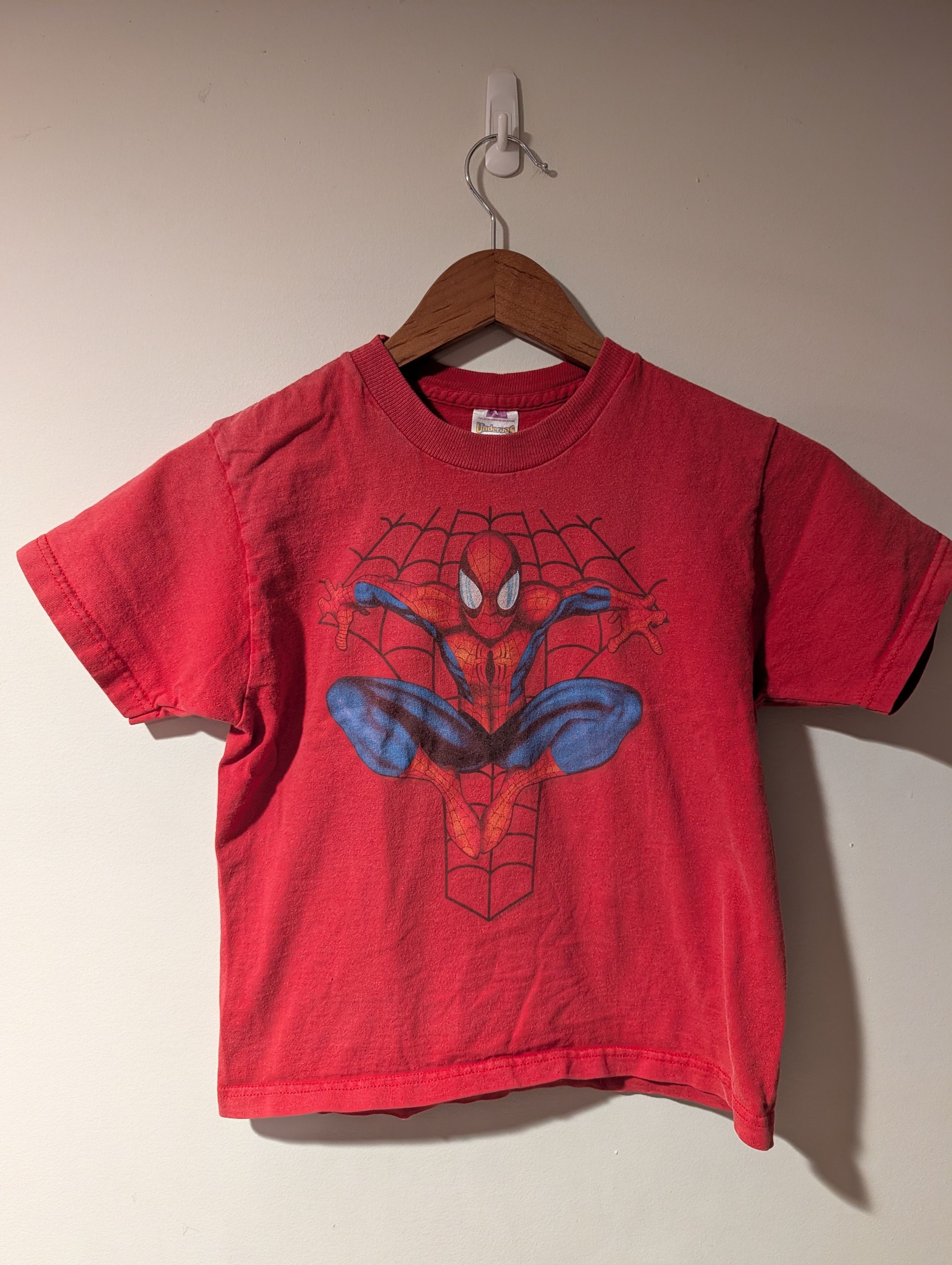 Marvel Comics Vintage Spider-Man Underoos Shirt Youth Large Distressed Size US L / EU 52-54 / 3 - 1 Thumbnail
