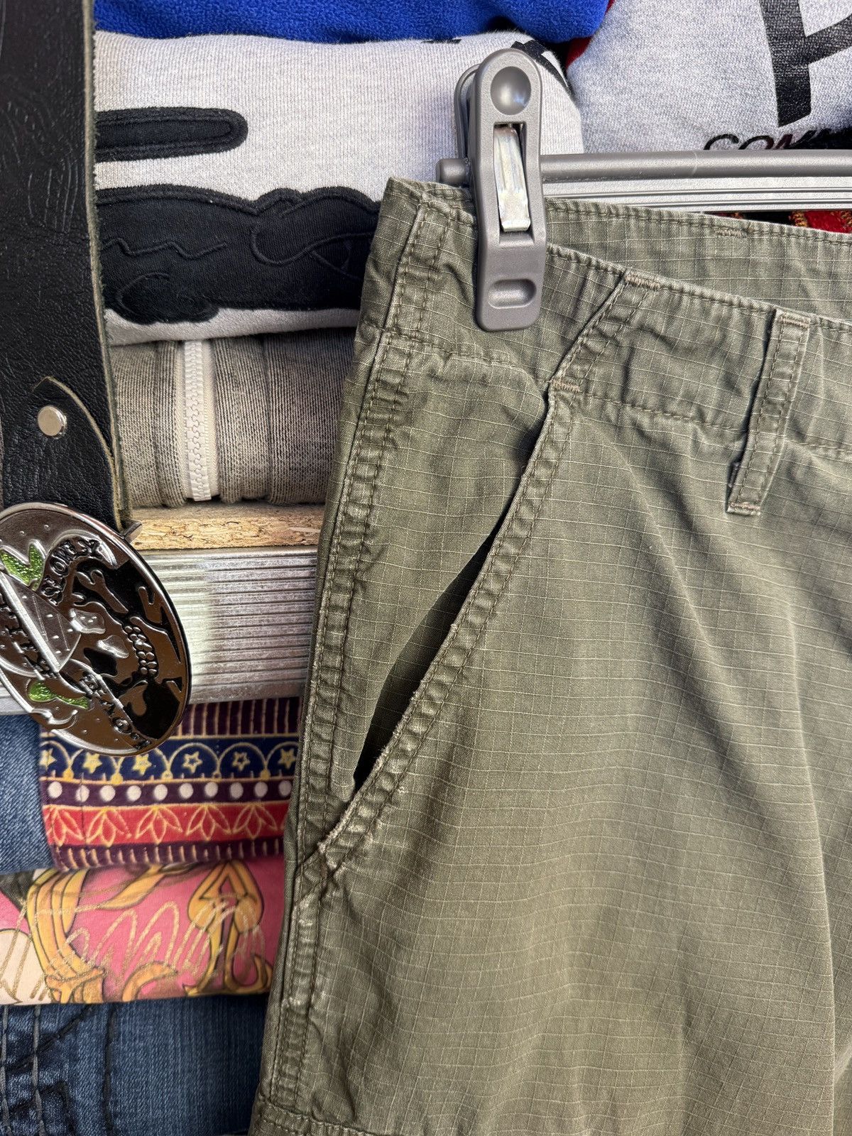 Carhartt Carhartt Vintage Cargo Distress Faded Pants Size US 32 / EU 48 - 8 Thumbnail
