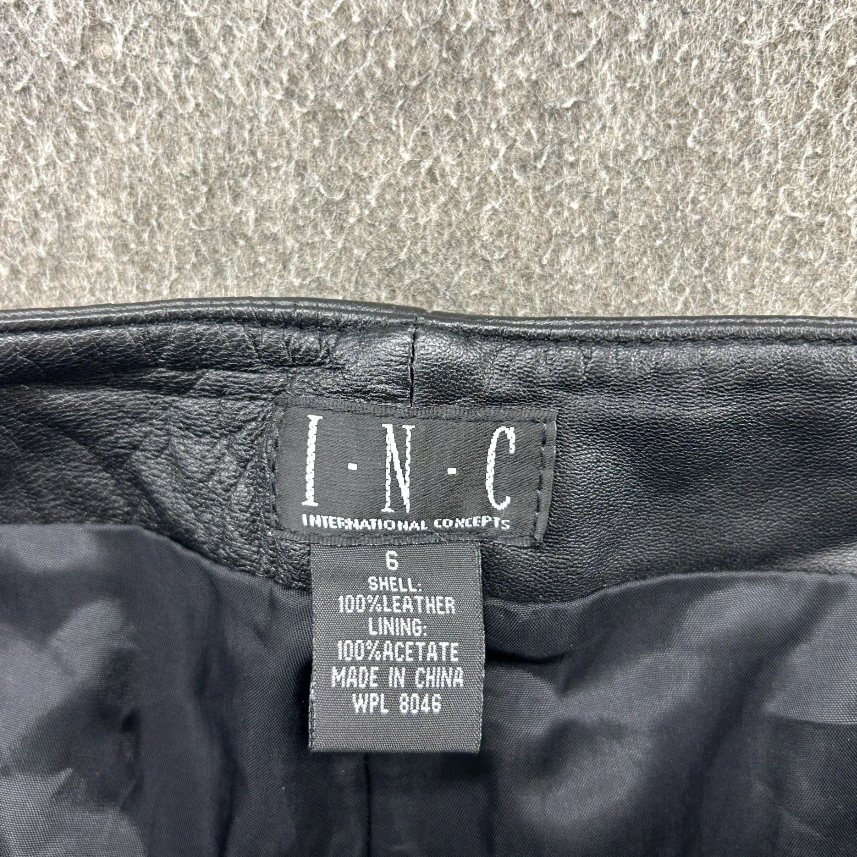 Vintage VINTAGE INC Pants Womens 6 Black Bootcut Leather 90s Women's Pants Regular Leather Bootcut 90s Womens Mens? Size 28" / US 6 / IT 42 - 2 Thumbnail