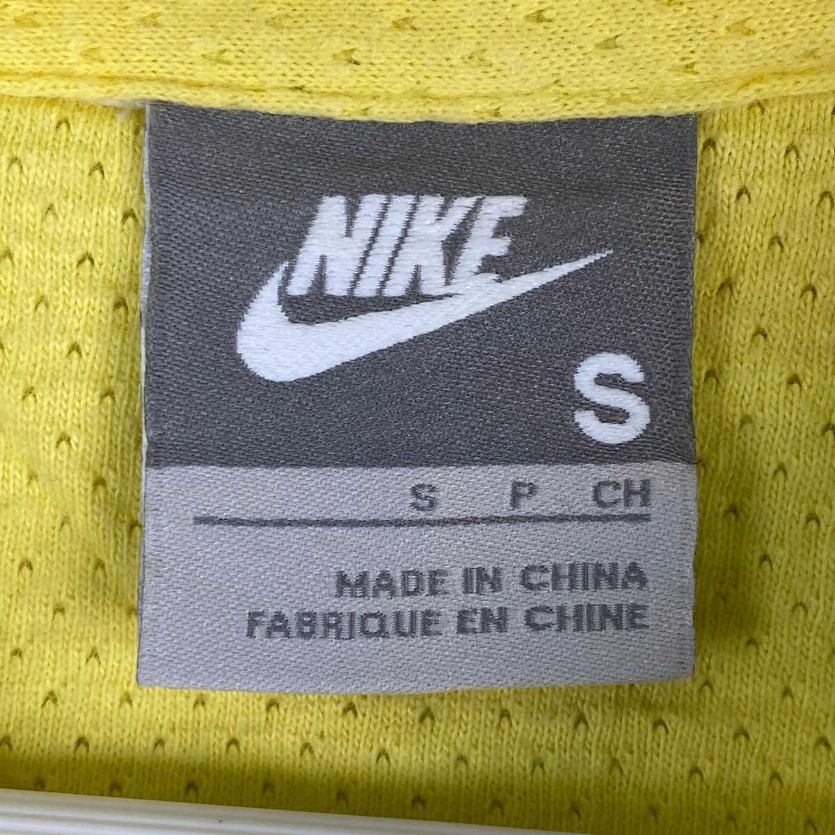 Nike × Vintage Vintage Nike Hoodie Small Embroidered White/Yellow Size S Size S / US 4 / IT 40 - 9 Thumbnail