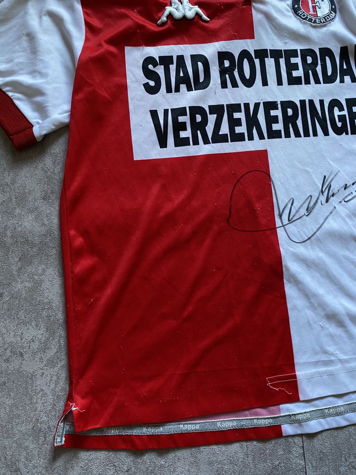 Kappa SIGNED By Dirk Kuyt 2004/05 Feyenoord Rotterdam Home Jersey Size US S / EU 44-46 / 1 - 3 Thumbnail