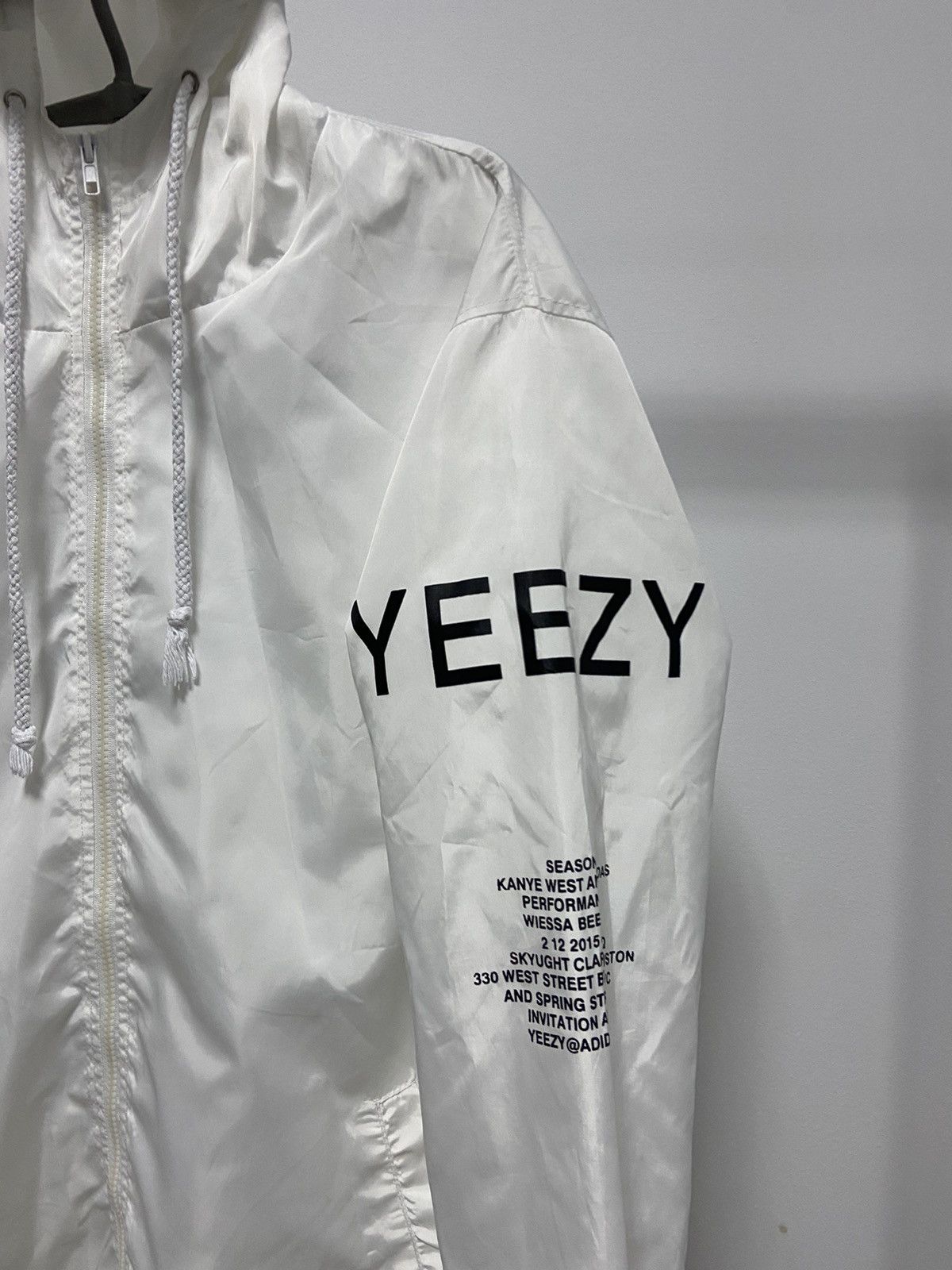 Kanye West × Vintage Kanye West Jacket Rain Coat Vintage Big Logo Print 3 Yeezy Size US L / EU 52-54 / 3 - 3 Thumbnail