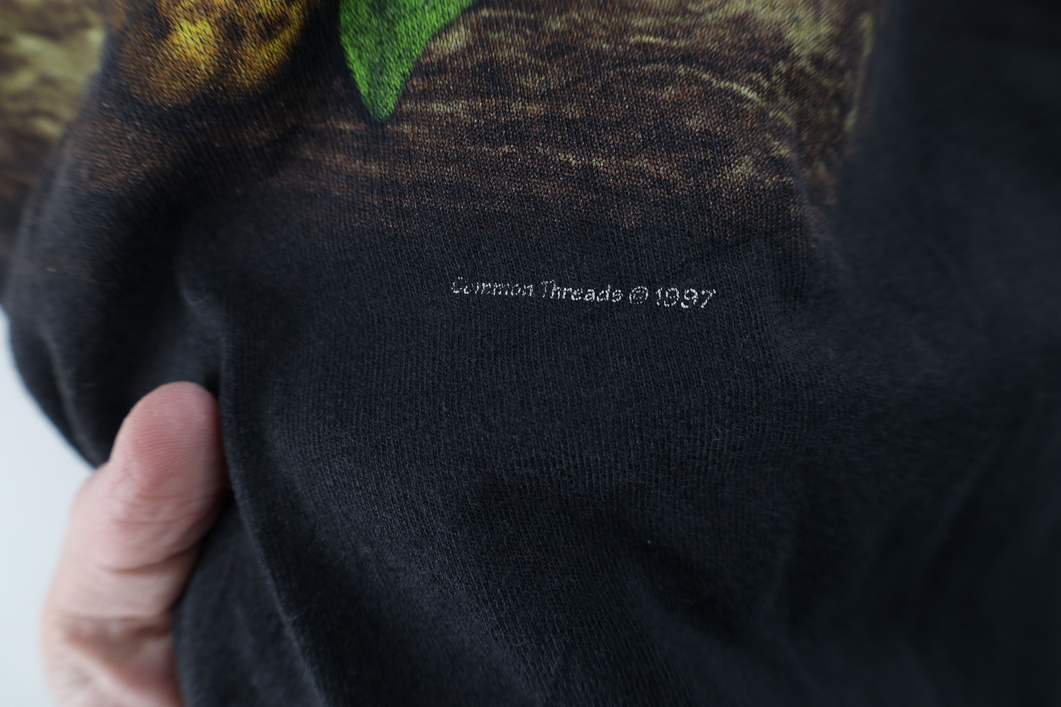 Vintage Vintage 90s Streetwear Big Cat Leopard Cheetah T-Shirt Black Size US M / EU 48-50 / 2 - 6 Thumbnail