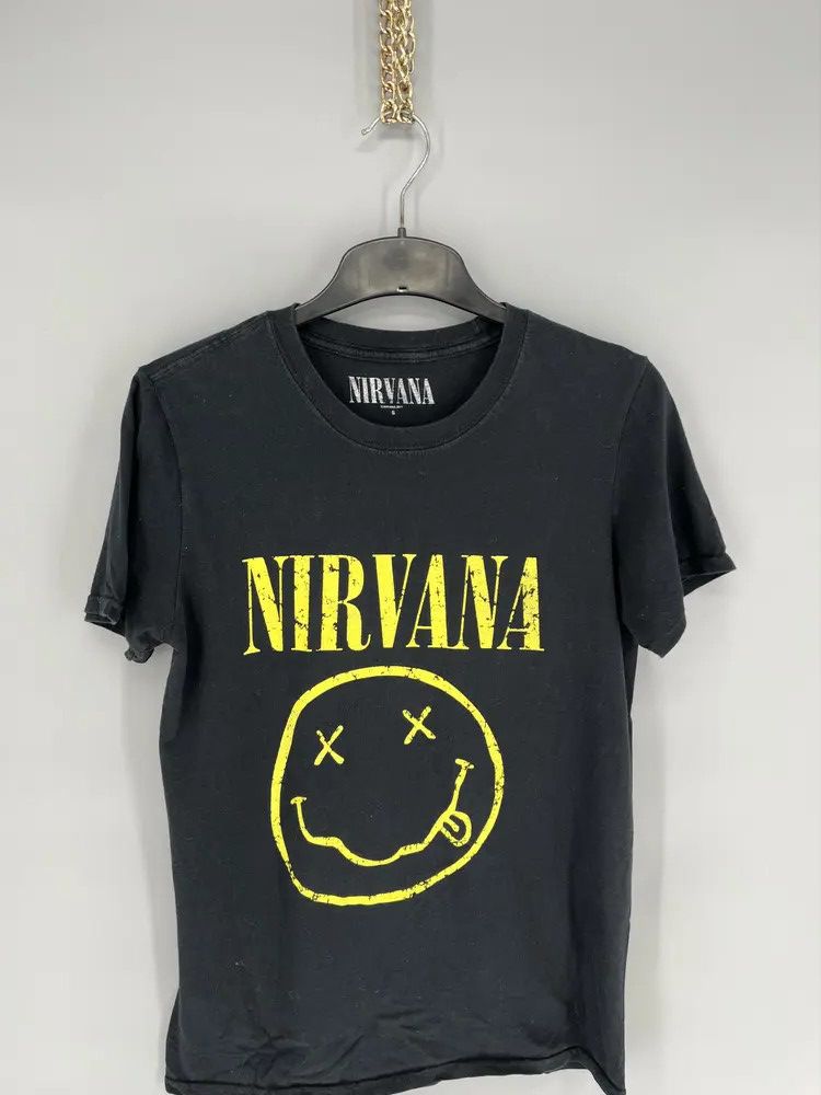 Band Tees Vintage Y2K Nirvana Smile Print Size US S / EU 44-46 / 1 - 5 Thumbnail