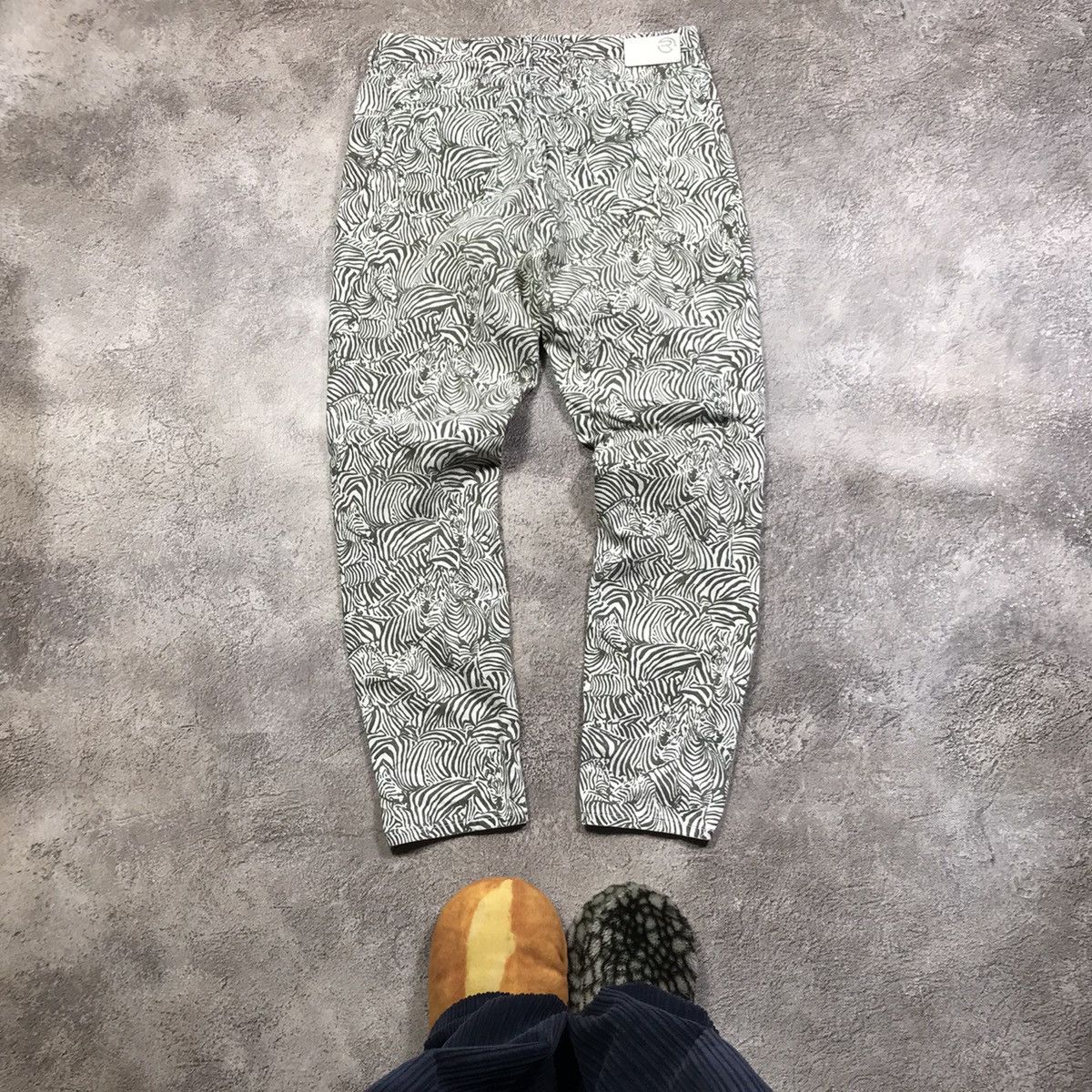 Vintage Vintage 90s Zebra Print Baggy Distressed Pants Streetwear 31 Size 31" - 3 Thumbnail