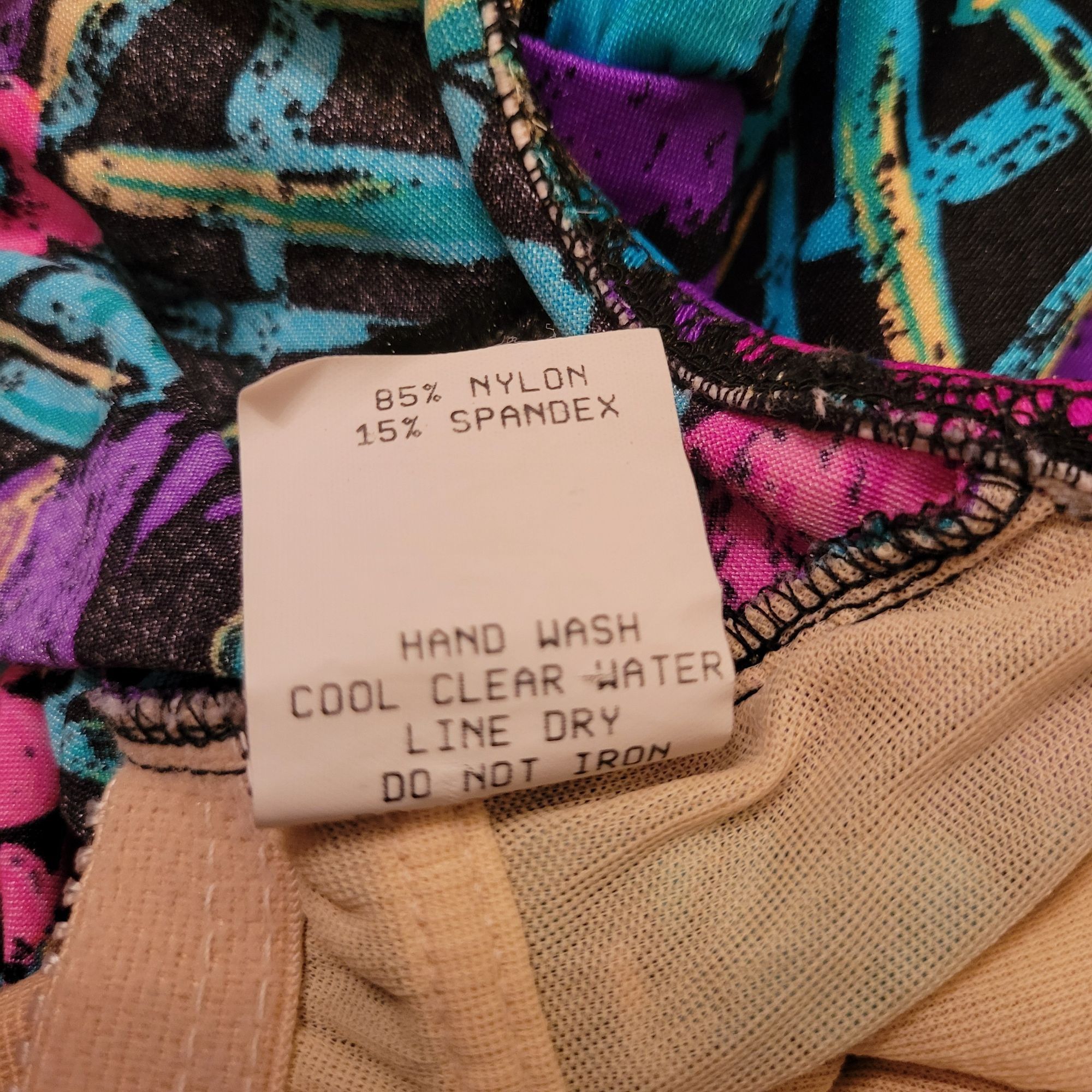 Vintage Vintage Mainstream Floral Swimsuit 10 Full Coverage One Piec Size ONE SIZE - 5 Thumbnail