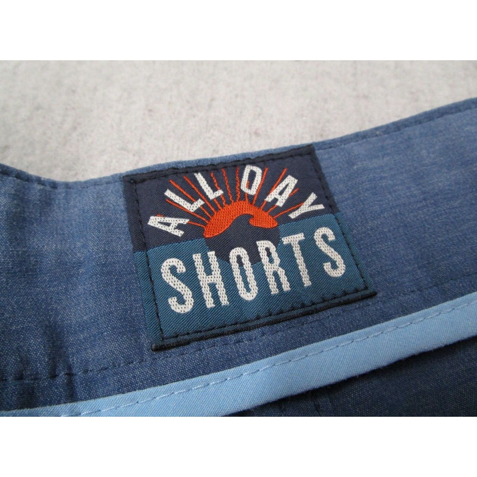 Faherty Faherty Shorts 31 Mens Blue 9" Casual Hybrid Beach Travel Walk Golf Size US 31 - 2 Thumbnail