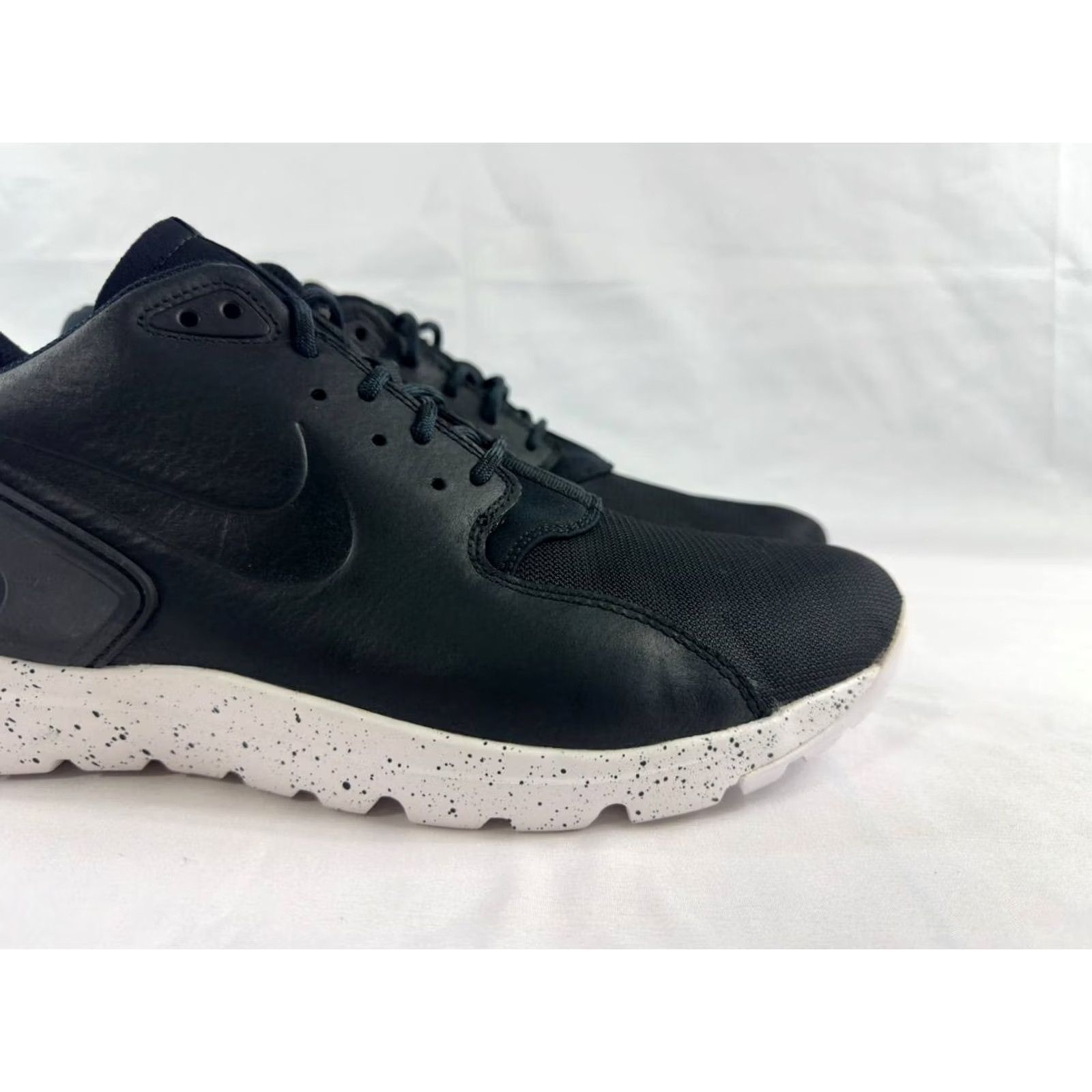 Nike Nike Mobb Ultra Low Sneakers Men 14 Black White 749486–001 KOTH Size US 14 / EU 47 - 3 Thumbnail