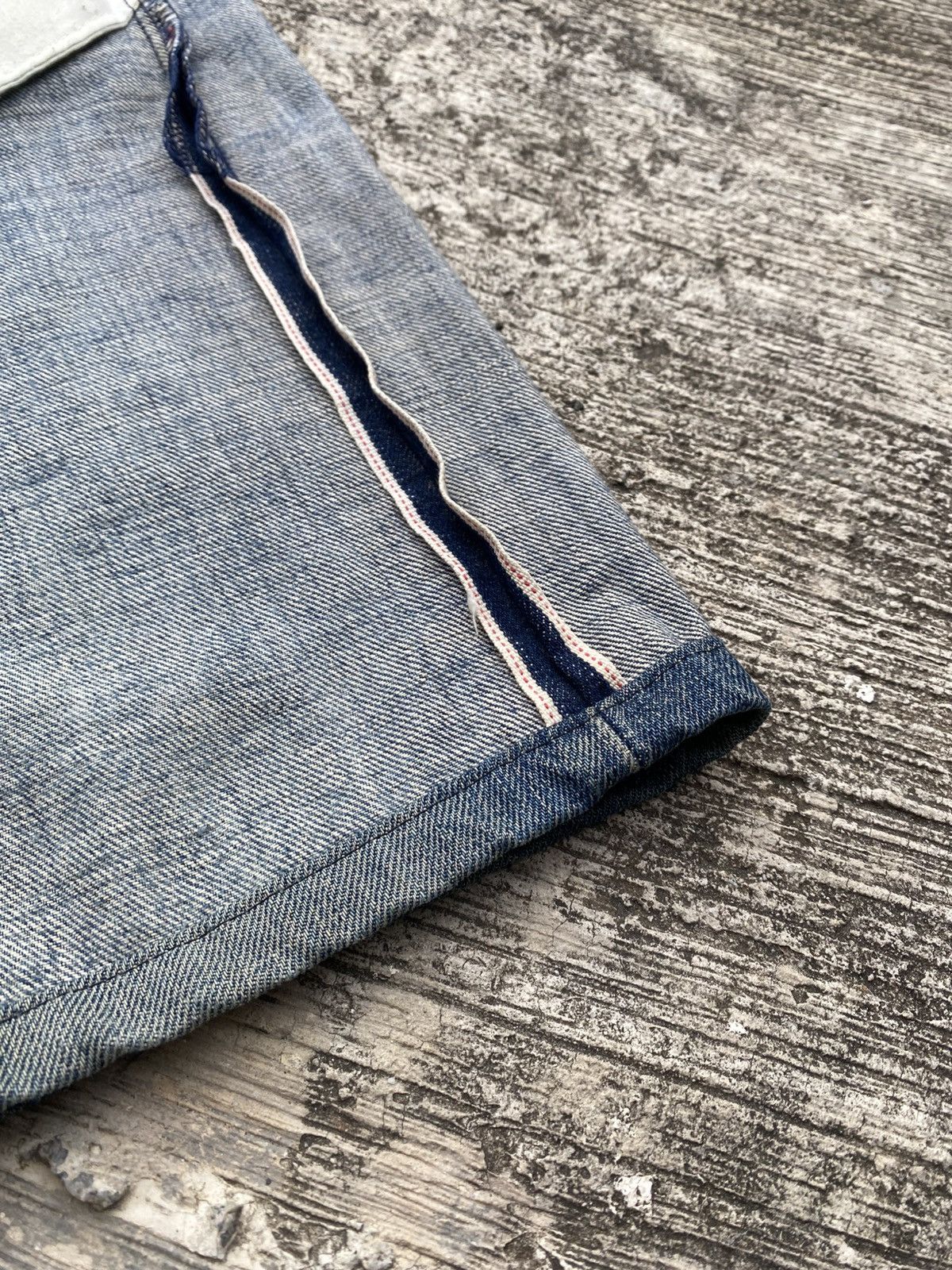 Other Vintage 90s levis 702 bunckle back big E selvedge distressed Size US 34 / EU 50 - 11 Thumbnail