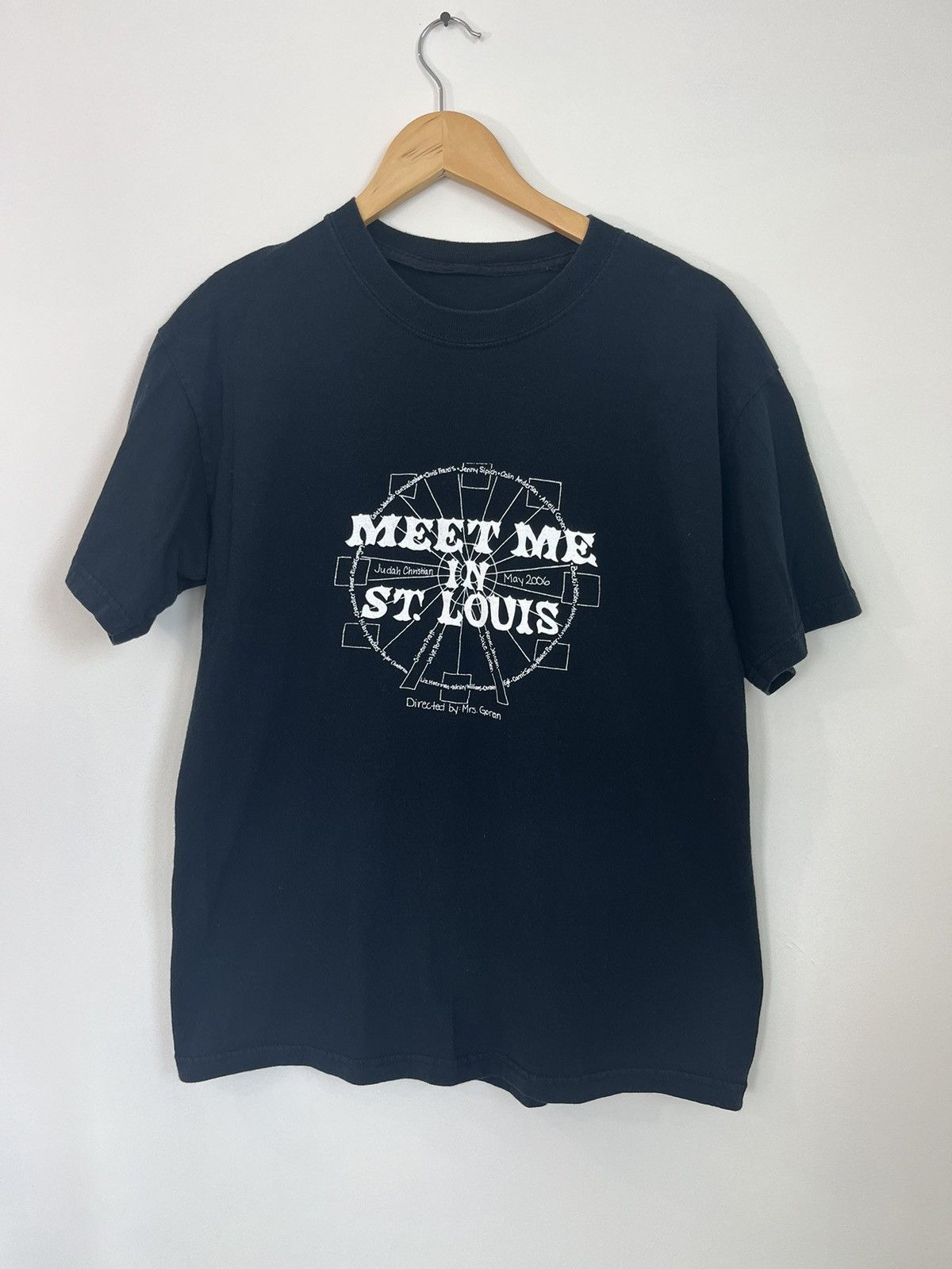 Vintage Vintage Faded Theatre Play Y2K Tee Size US S / EU 44-46 / 1 - 1 Thumbnail