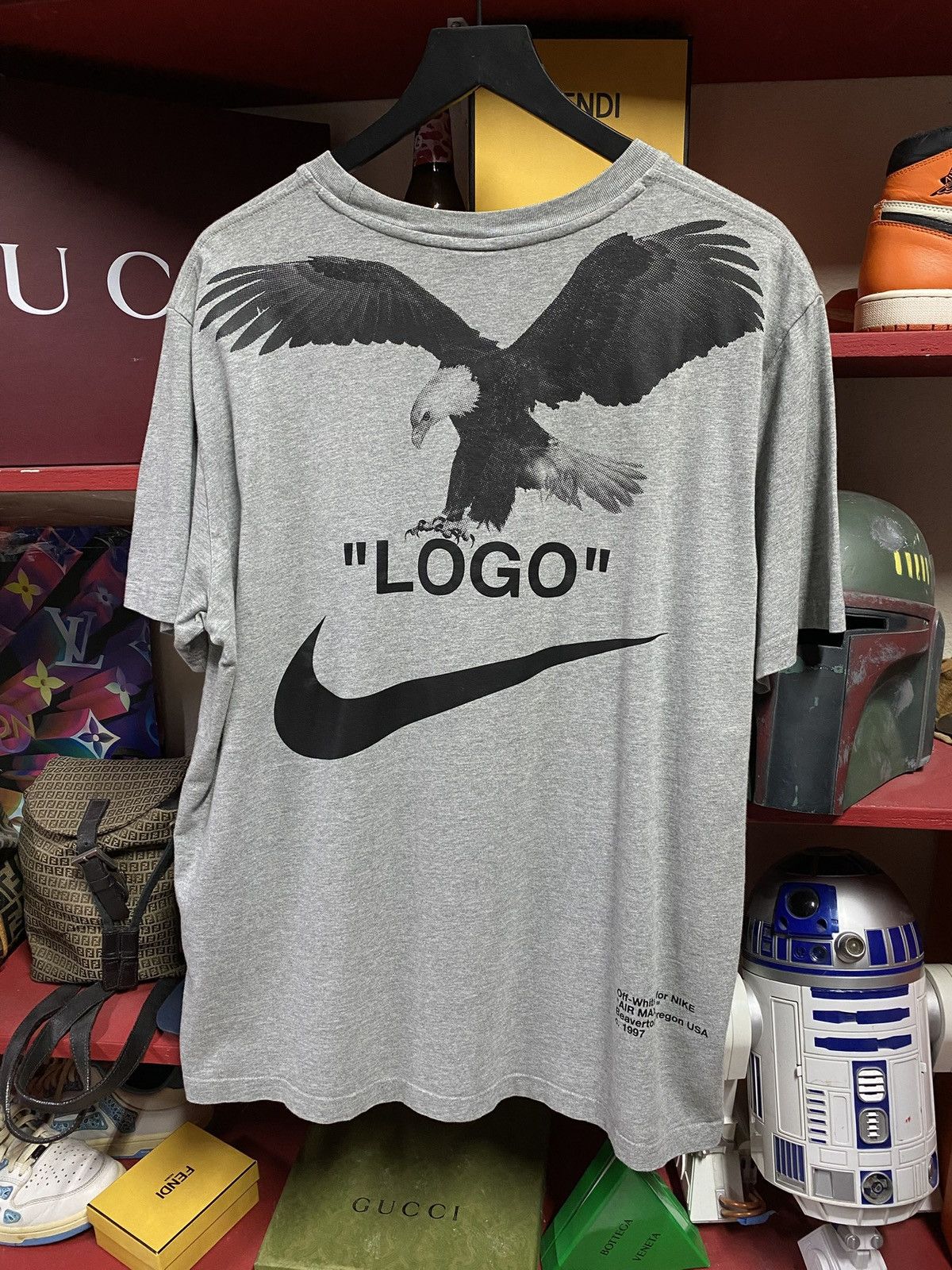 Off-White Off-White Nike T-Shirt Preowned Men’s Size XLarge Size US XL / EU 56 / 4 - 1 Thumbnail