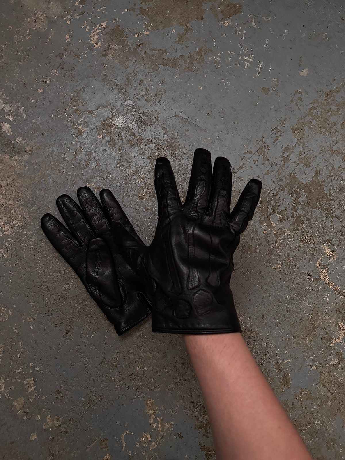 Undercover AW03 “Paper Doll” Skeleton Leather Gloves Size ONE SIZE - 2 Thumbnail