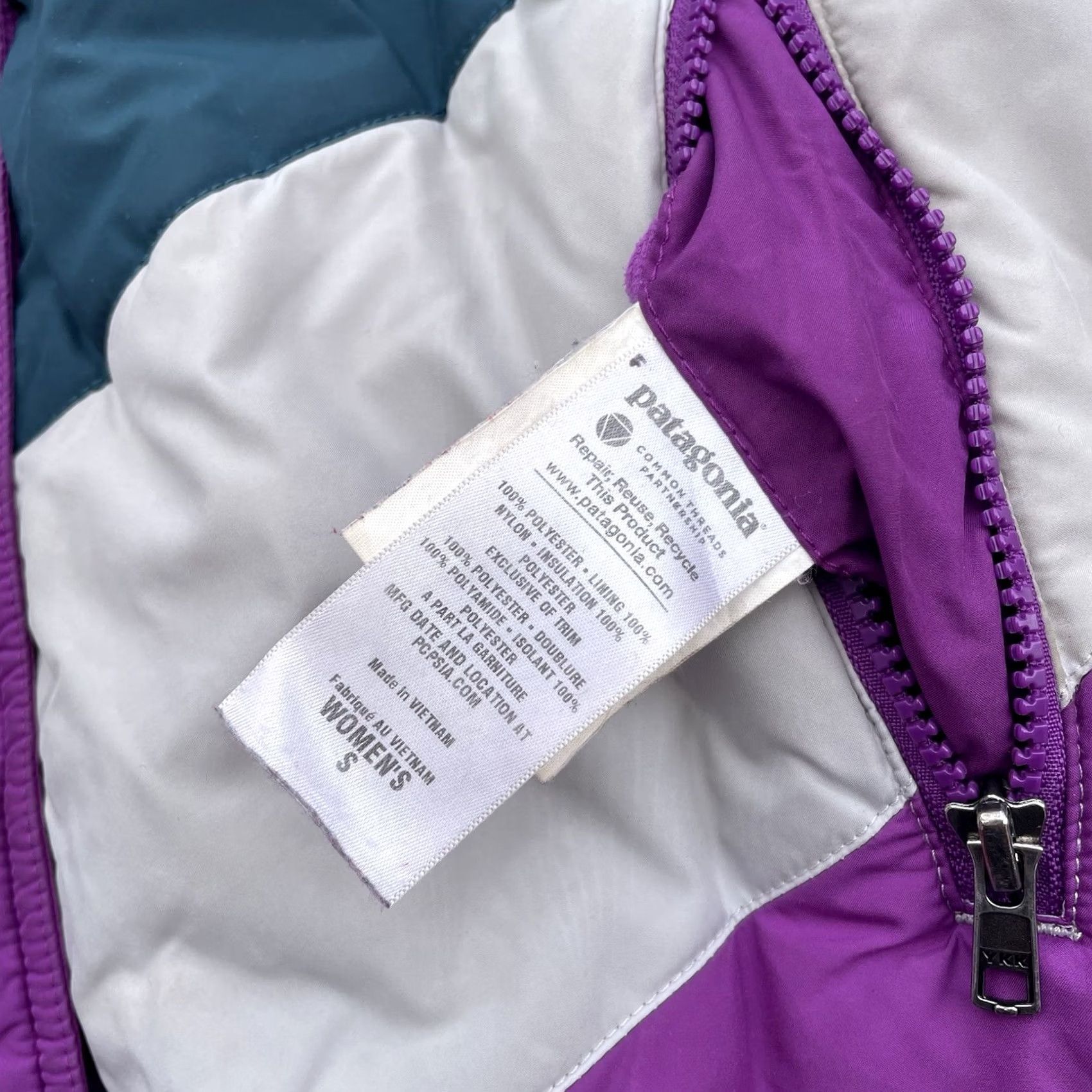 Patagonia Patagonia Reversible Puffer Vest Women Mirror Lake Purple Size Small Vest Size S / US 4 / IT 40 - 5 Thumbnail
