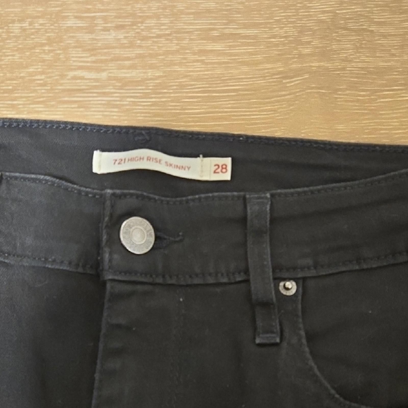 Levi's Levi's 721 High Rise Skinny Jeans Size 28 Size 28" / US 6 / IT 42 - 2 Thumbnail