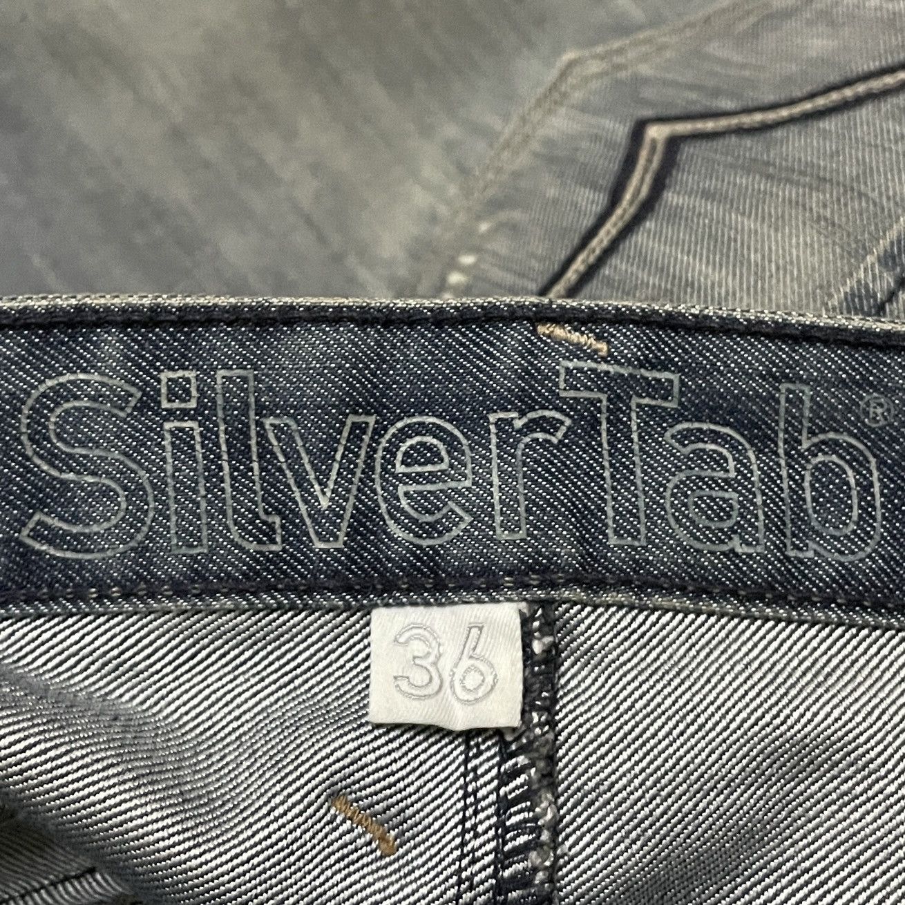 Levi's Very Rare Vintage Brand Levi’s SilverTab Bootcut Jeans 2000s Size US 36 / EU 52 - 11 Thumbnail