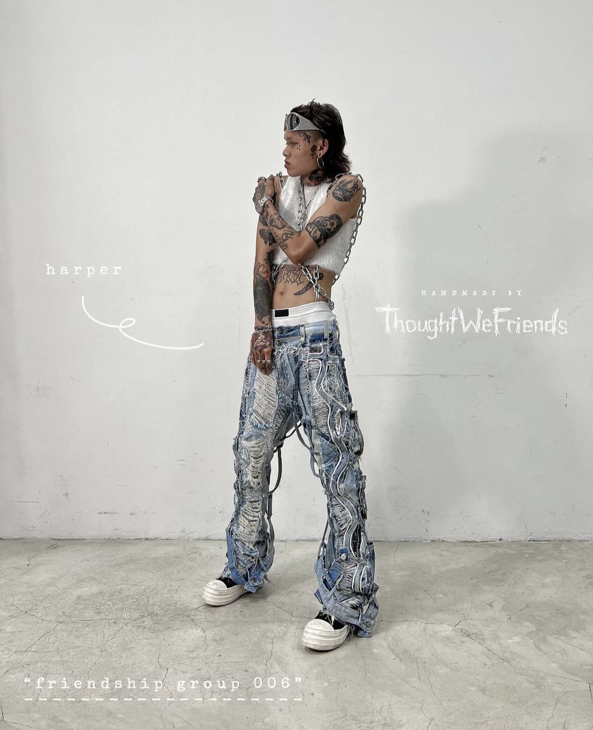 thought we friends フレアパンツ Thoughtwefriendsデニム thought we friends フレアパンツ