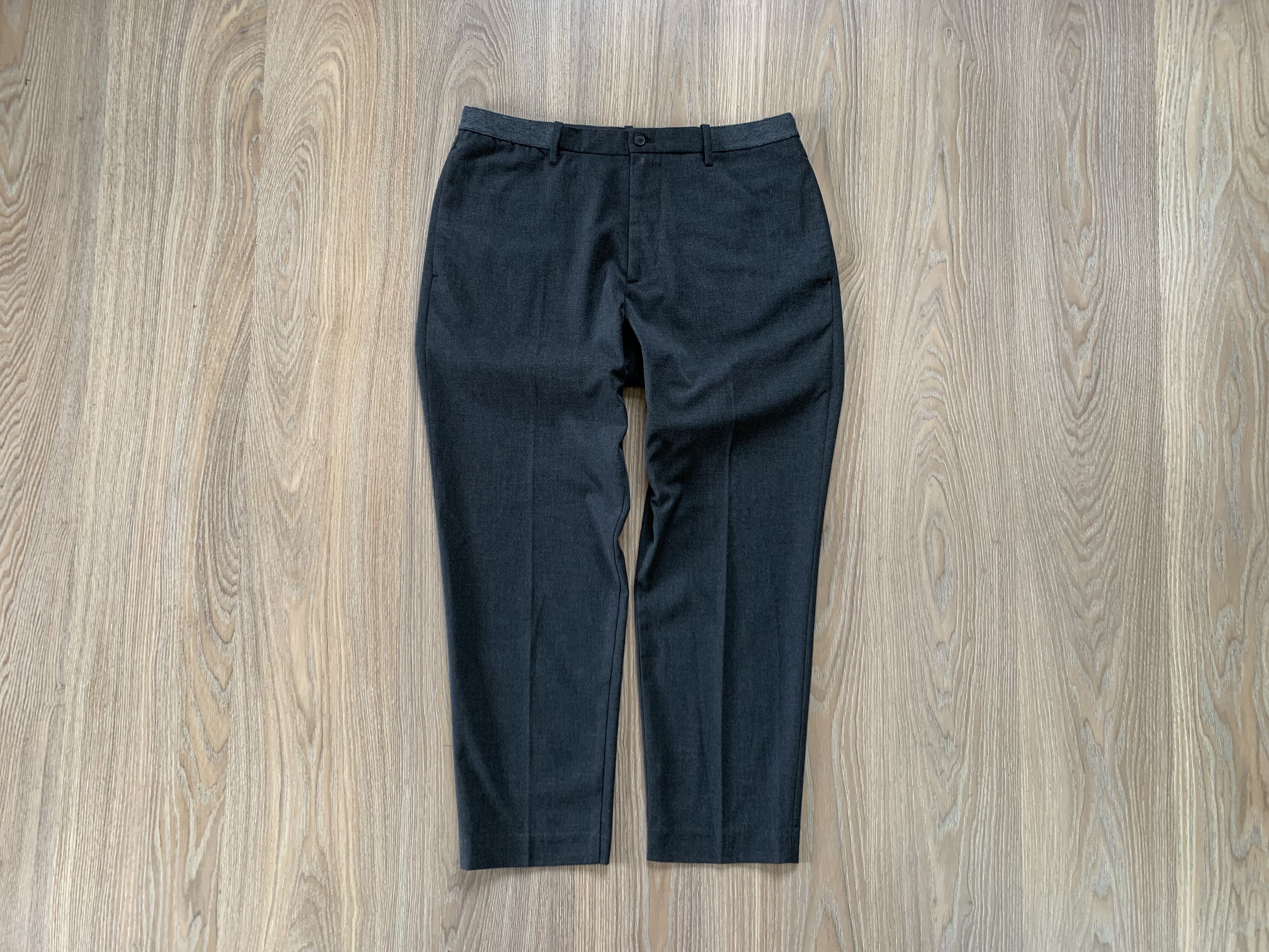 Uniqlo Mens Sretch Classic Grey Pants Trousers