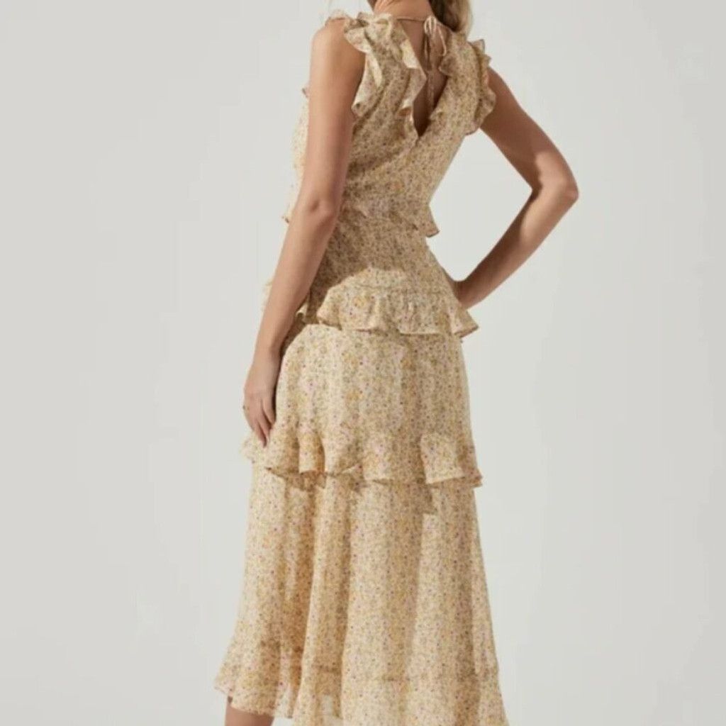 Other Astr Allie Floral Ruffle dress Size S / US 4 / IT 40 - 2 Thumbnail