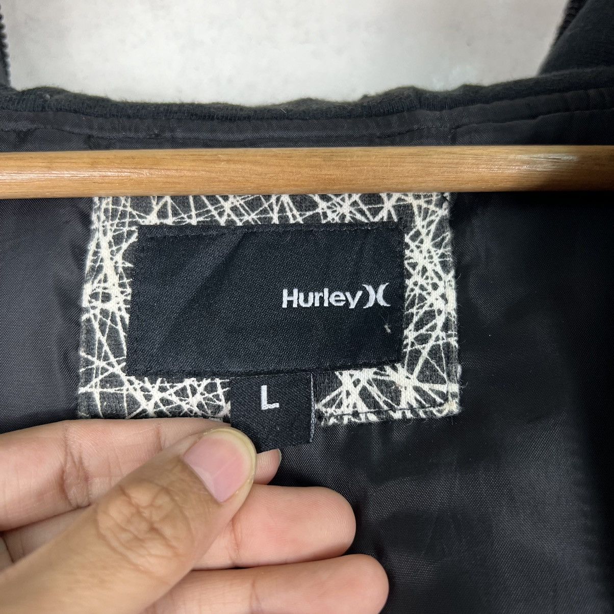 Hurley 🔥 HURLEY HOODIE NICE DESIGN JACKET Size US L / EU 52-54 / 3 - 15 Thumbnail