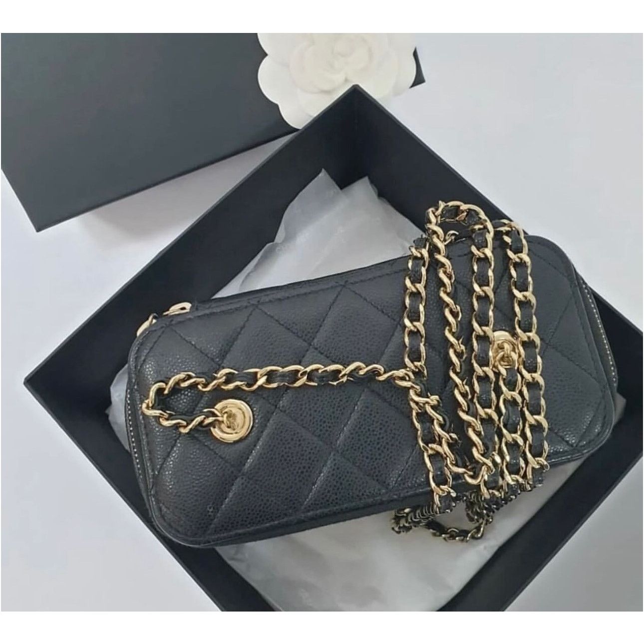 Chanel Chanel Caviar Small Chain Vanity Case. Size ONE SIZE - 2 Thumbnail