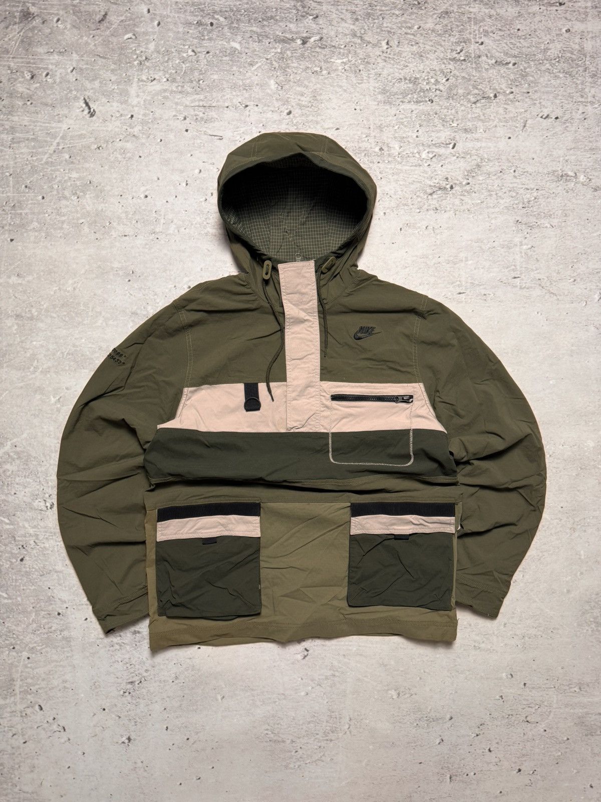 NIKE VINTAGE CENTER LOGO OVERSIZE NYLON 1/3 ZIP LIGHT JACKET