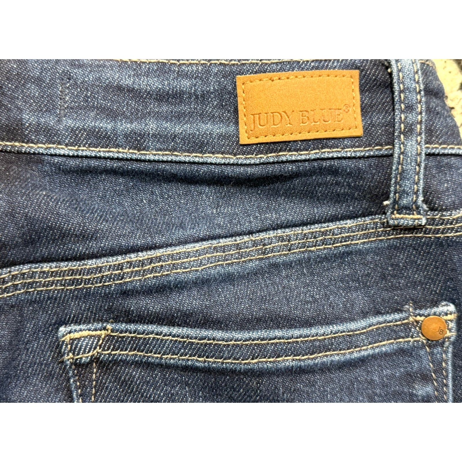 Vintage Judy Blue Jeans Womens Cropped Straight High Rise Stretch Raw Hem 5/27 Blue Denim Button Zip 27 in Waist 25 in Inseam 5-Pocket Size 27" / US 4 / IT 40 - 7 Thumbnail