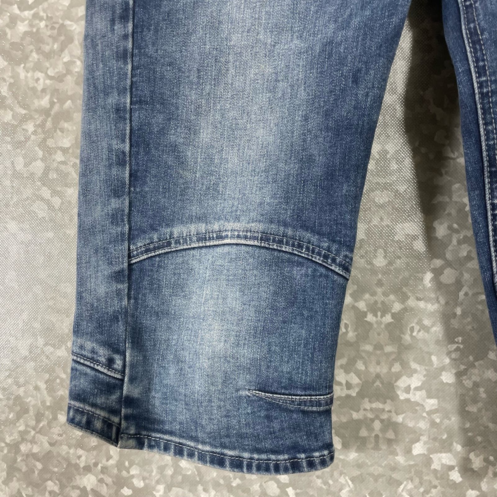 H&M H&M & Denim Low Waist Seamed Bermuda Jean Shorts - Size 8 Size 28" / US 6 / IT 42 - 3 Thumbnail