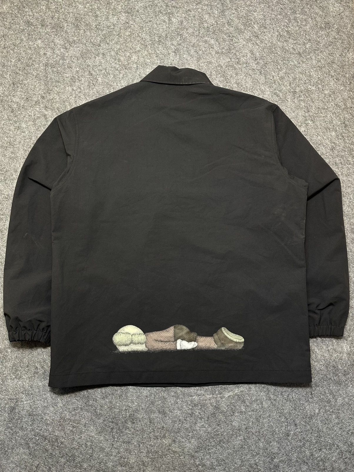 Andy Warhol × Kaws × Uniqlo Uniqlo KAWS + Warhol coach jacket featuring a yellow banana. Size US L / EU 52-54 / 3 - 3 Thumbnail