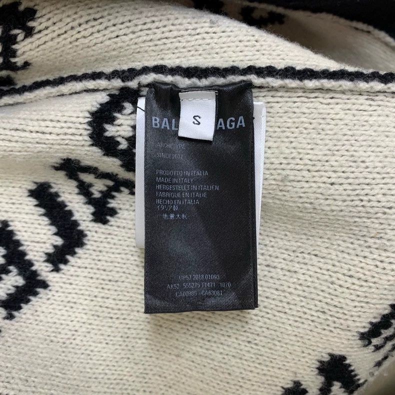 Balenciaga Balenciaga Black and white bullet screen full print cardiga Size US S / EU 44-46 / 1 - 4 Thumbnail