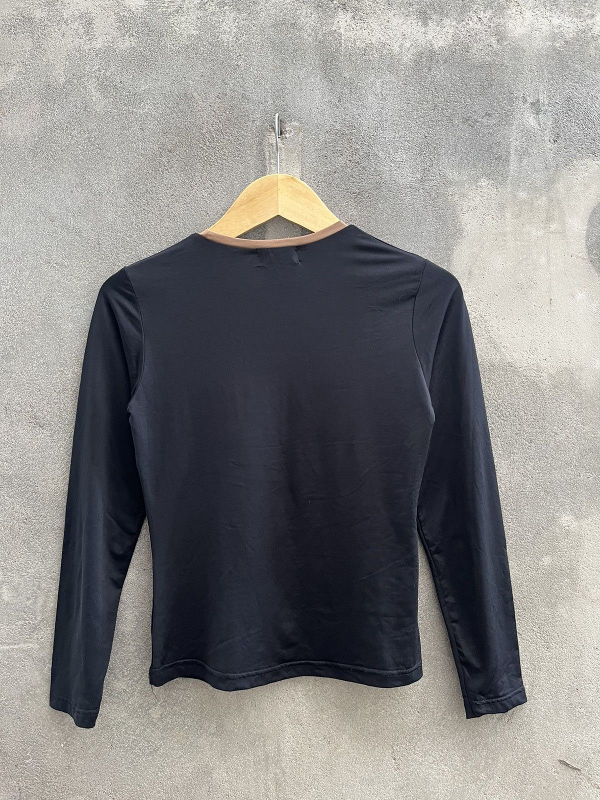 Gucci Gucci Black/Brown Long Sleeve Logo Tee Size US XXS / EU 40 - 2 Thumbnail